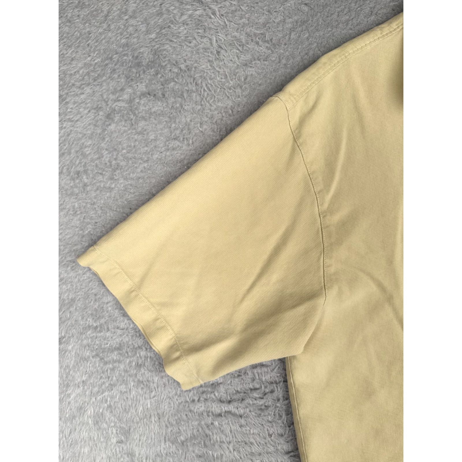 Tommy Bahama Tommy Bahama Shirt Men L Yellow Silk Button-Up Short Sleeve Hawaiian Aloha Beach Vacation Resort 40 in Chest Pockets Mens Size US L / EU 52-54 / 3 - 3 Thumbnail