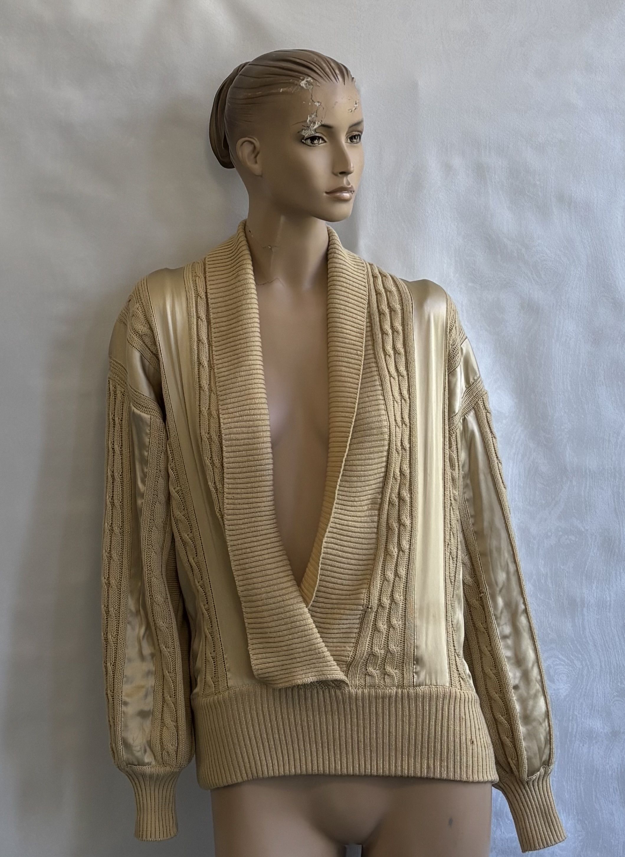 Escada Escada cardigan Made in West Germany Vintage size. 38 Size XS / US 0-2 / IT 36-38 - 1 Thumbnail