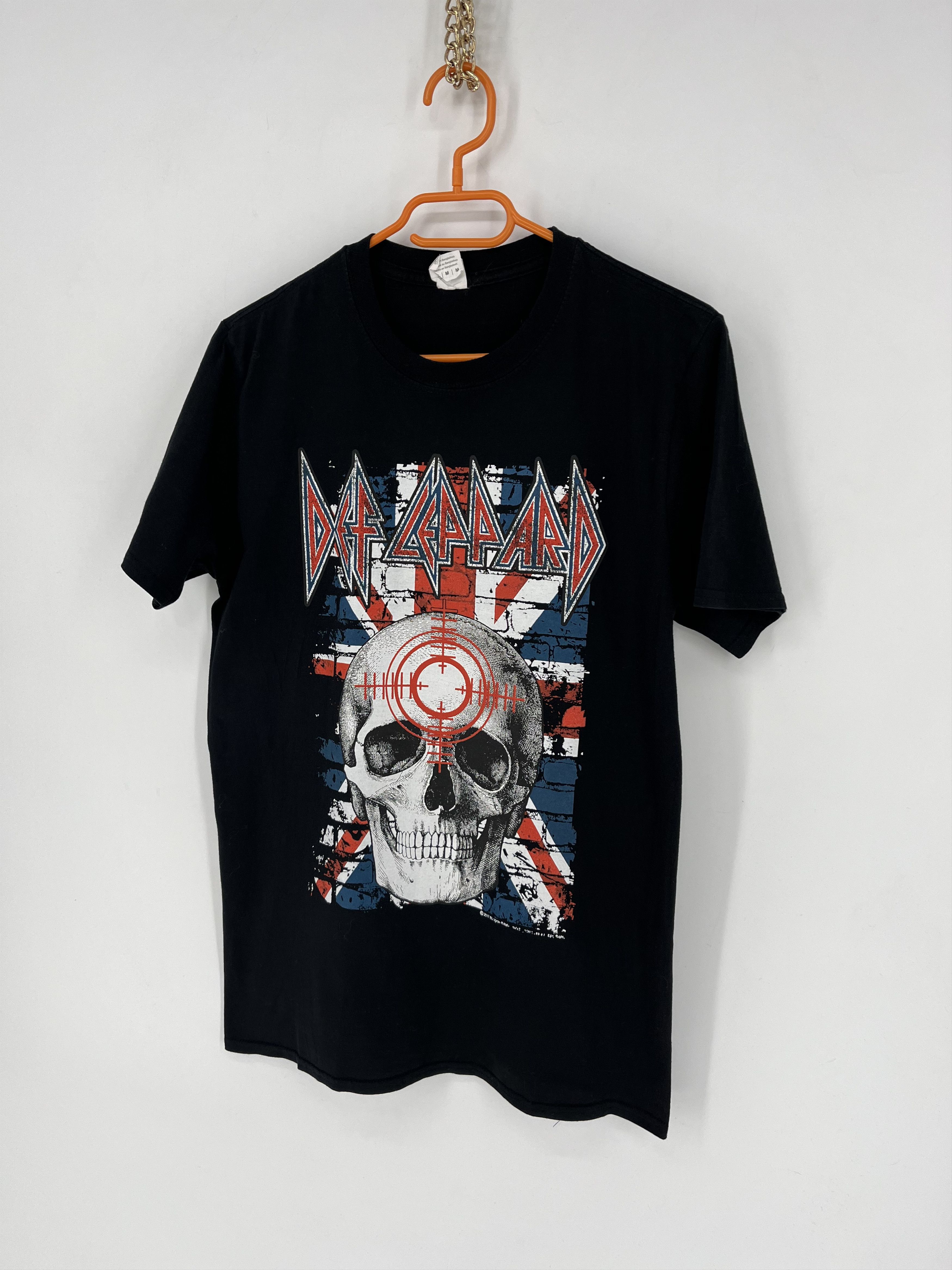 Band Tees Vintage Y2K Def Leppard Pryromania Band Tee Size M Size US M / EU 48-50 / 2 - 4 Thumbnail