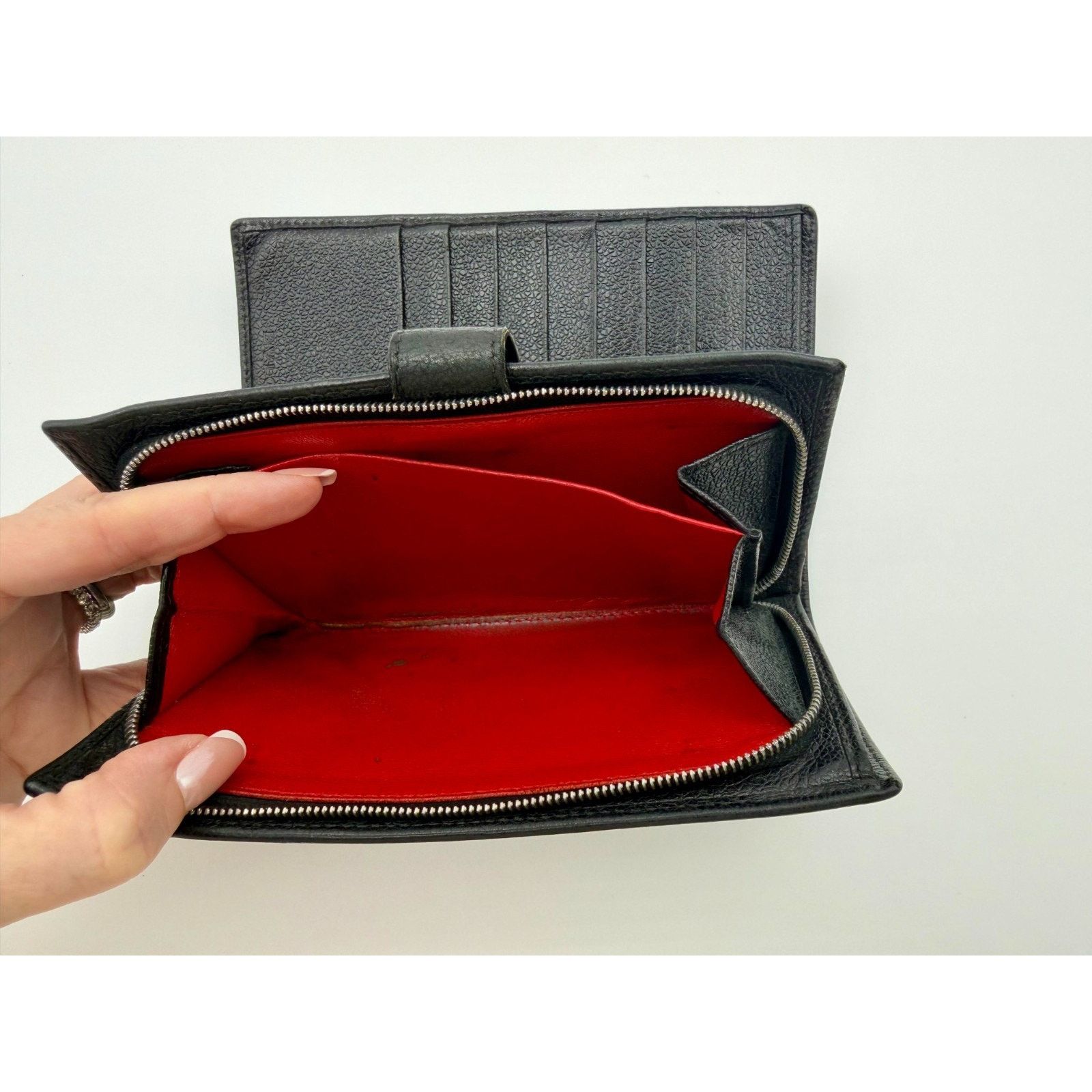 Bvlgari BVLGARI Black Leather Chain Wallet | Red Interior | Bulgari Size ONE SIZE - 10 Thumbnail