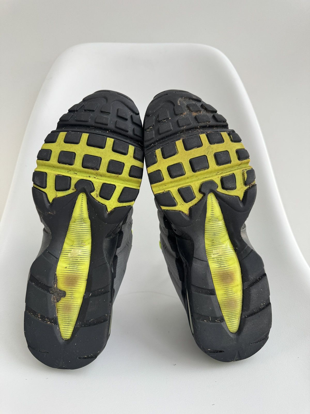 Nike Nike Air Max 95 Neon 2012 Size US 11 / EU 44 - 11 Thumbnail