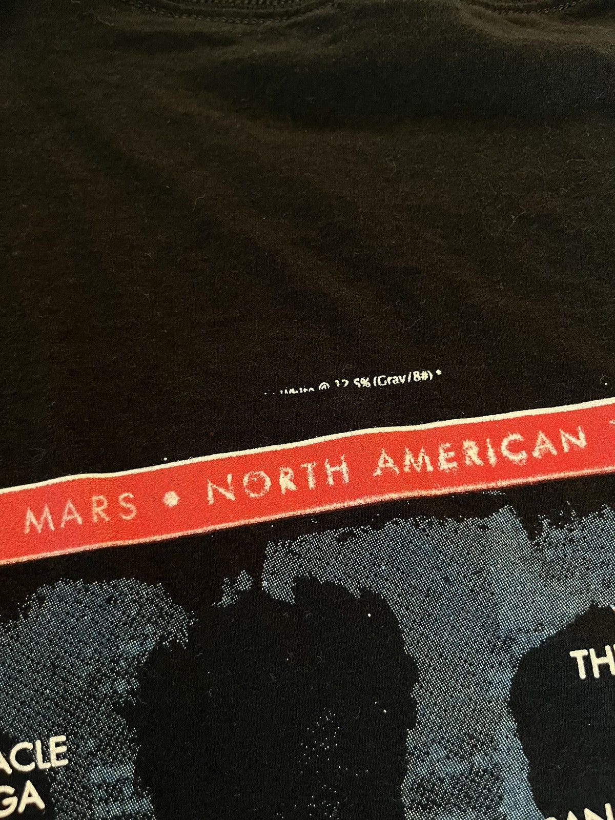 Band Tees Vintage Y2K Thirty Seconds to Mars 2013 Tour T-Shirt Size US L / EU 52-54 / 3 - 7 Thumbnail