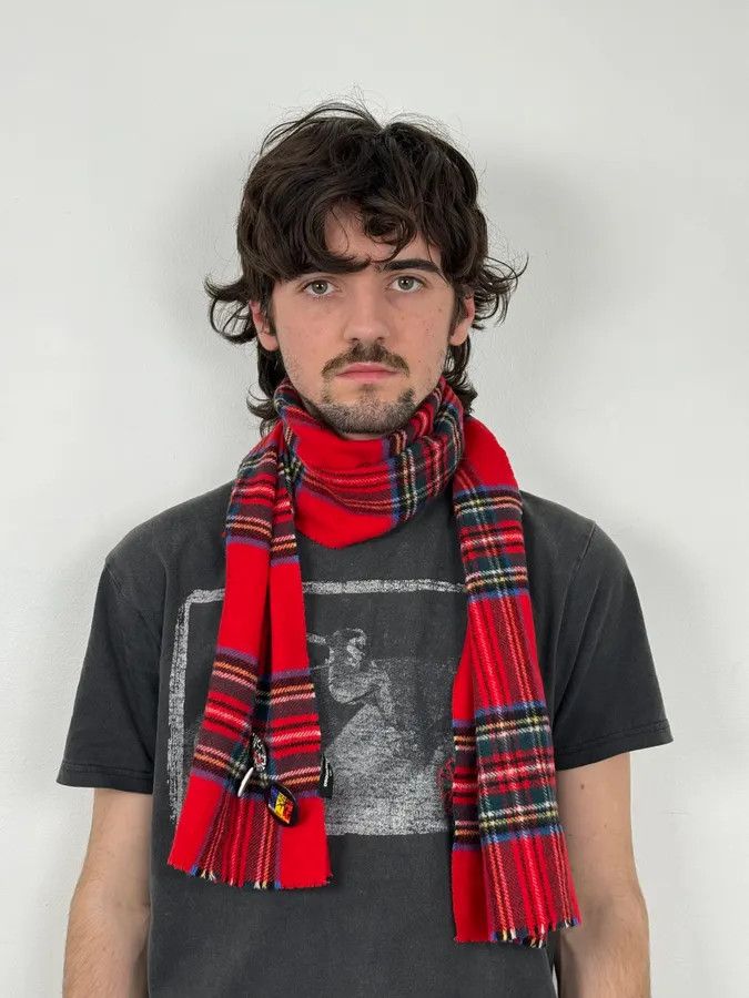 Dsquared2 Dsquared2 Red & Green Wool Tartan Plaid Pin Scarf Size ONE SIZE - 2 Thumbnail