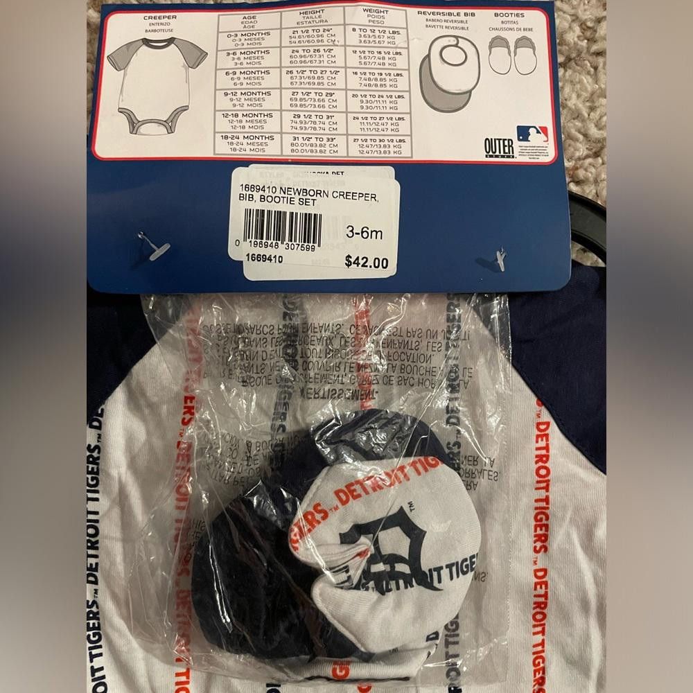 Designer Detroit Tigers Comerica Park Baby Onesie & Booties Size ONE SIZE - 3 Thumbnail