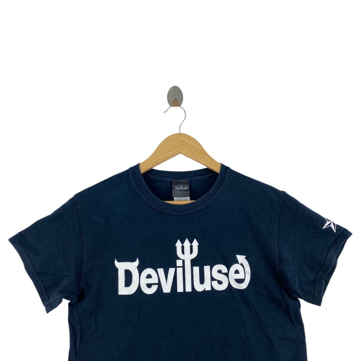 Japanese Brand DEVILUSE Japanese Brand Logo Print Navy Short Sleeve Shirt Size US S / EU 44-46 / 1 - 2 Thumbnail