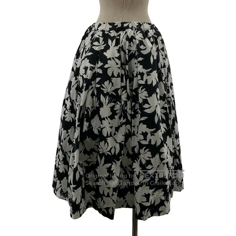 Comme des Garcons Comme Des Garcons size S Black and White Floral Printed Tu Size 23" - 1 Thumbnail