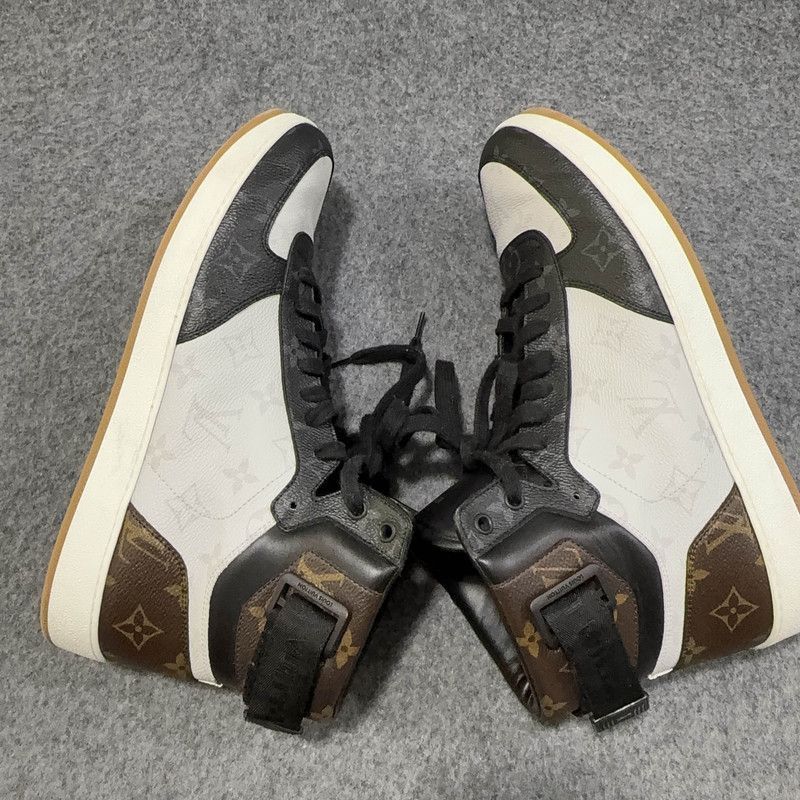 Louis Vuitton Louis Vuitton Rivoli High-Top Fashion Sneakers - Size US 10.5 / EU 43-44 - 8 Thumbnail