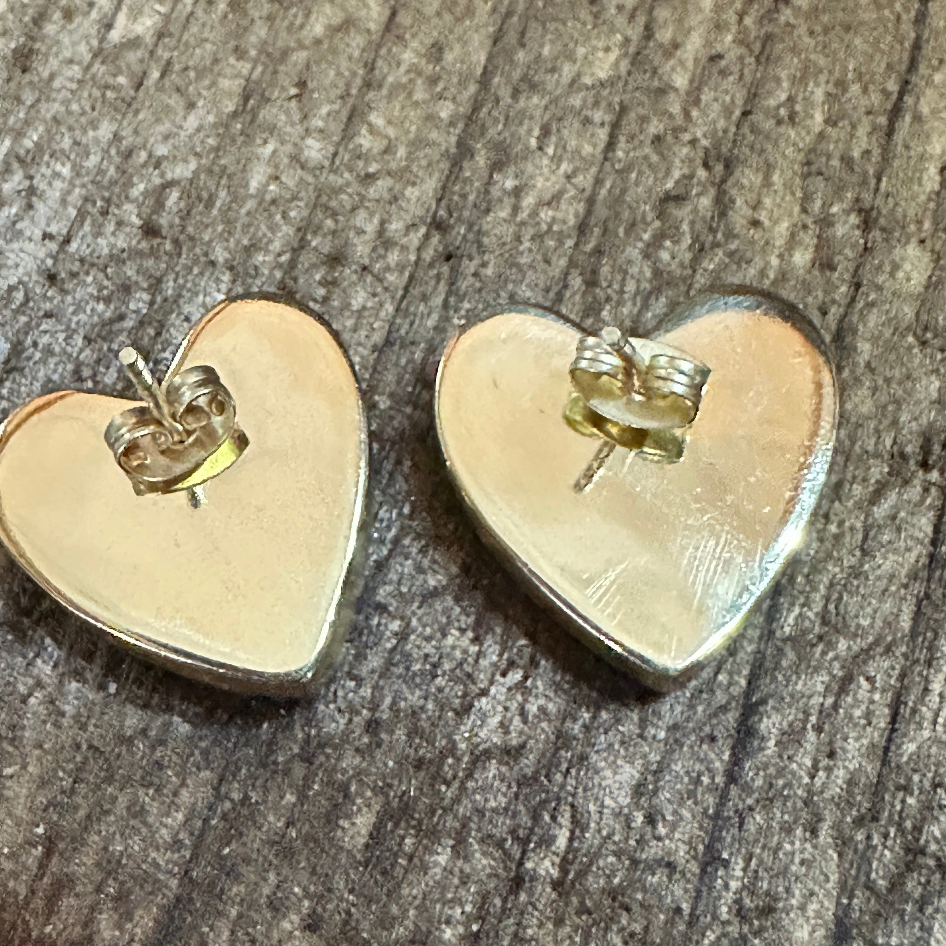 Other Handmade Dahlia Rose Heart Stud Earrings, Natural Stone, The Size ONE SIZE - 5 Thumbnail