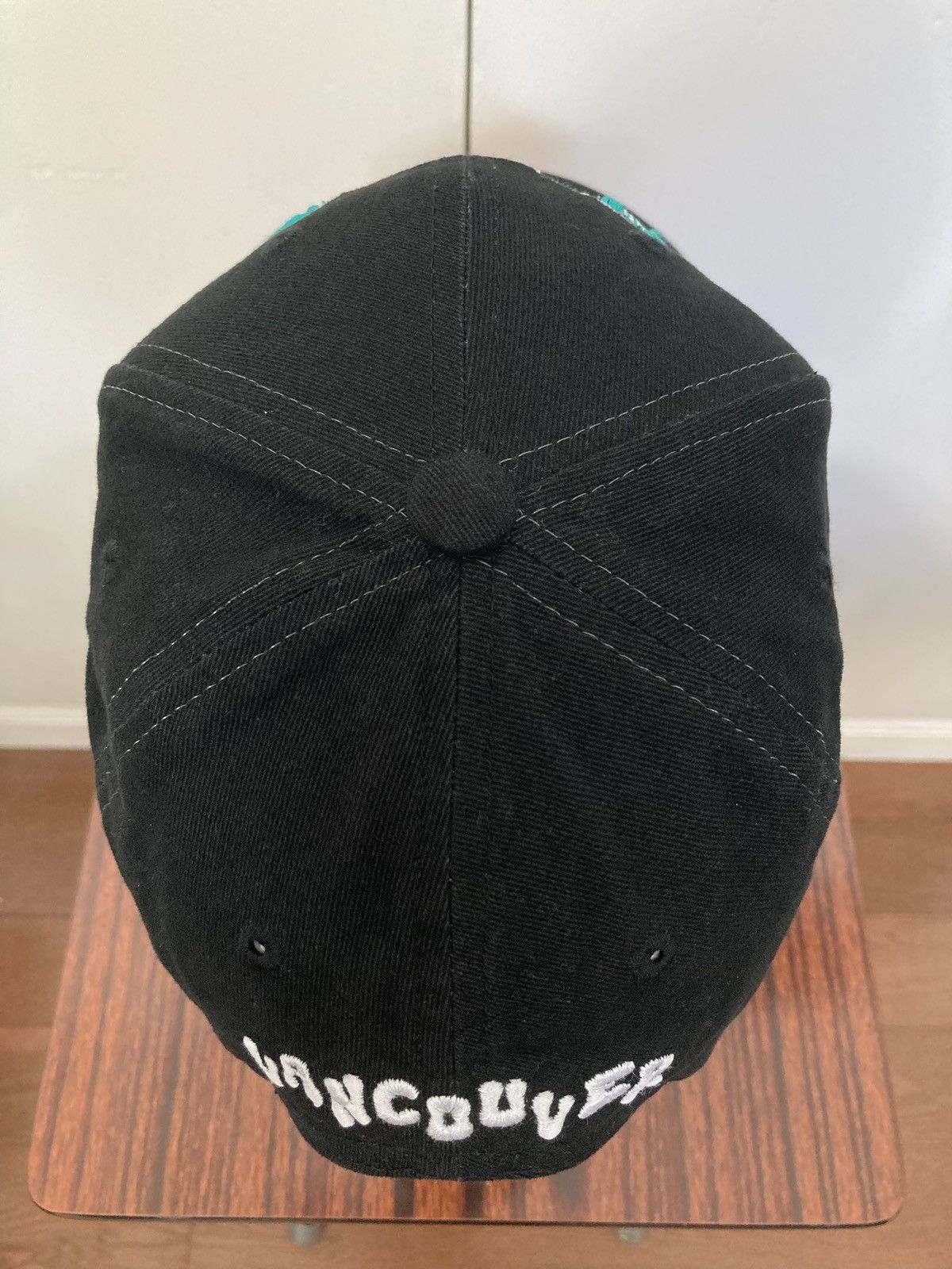 Mitchell & Ness × NBA × Vintage VANCOUVER GRIZZLIES MITCHELL NESS SNAPBACK HAT NBA CITY LOVE Size ONE SIZE - 8 Thumbnail