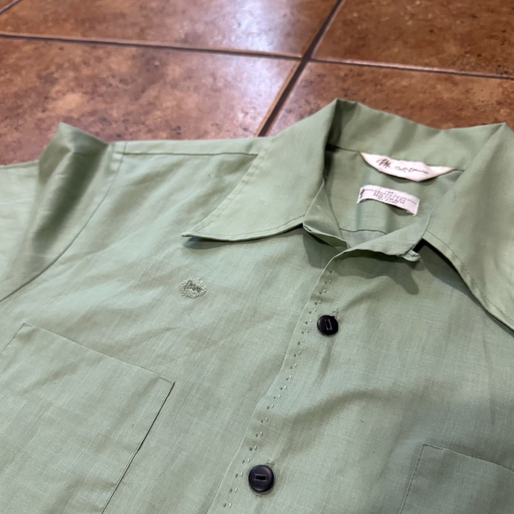 Vintage VINTAGE Pilgrim Shirt Button Front Green Size M Cotton 1960s-70s Shirt Mens Rockabilly Shirts Regular Long Sleeve Button-Front Green Mens Size US M / EU 48-50 / 2 - 2 Thumbnail