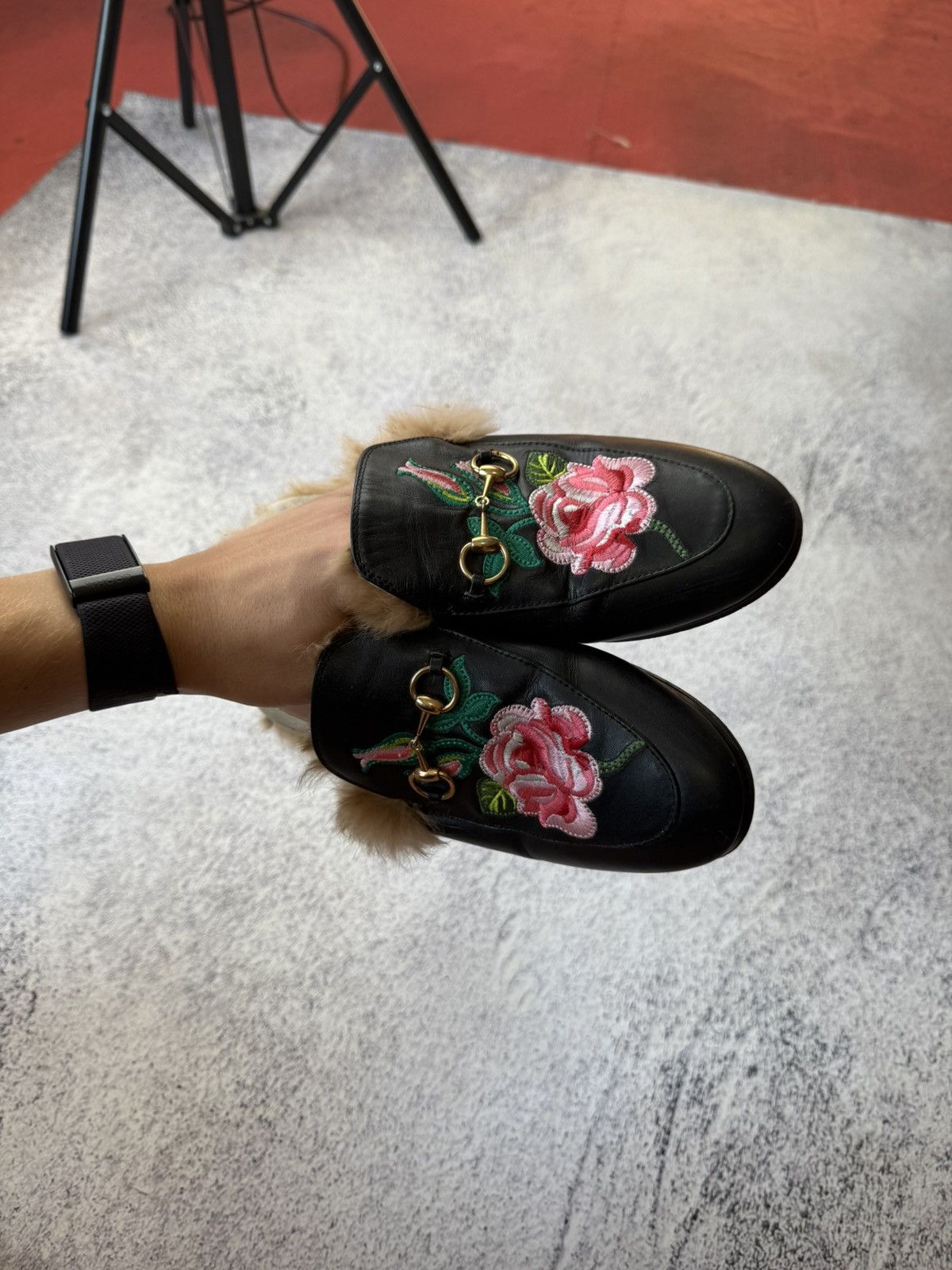 Gucci Gucci Princetown Fur Slippers with Rose Embroidery Size US 5.5 / EU 38 - 7 Thumbnail