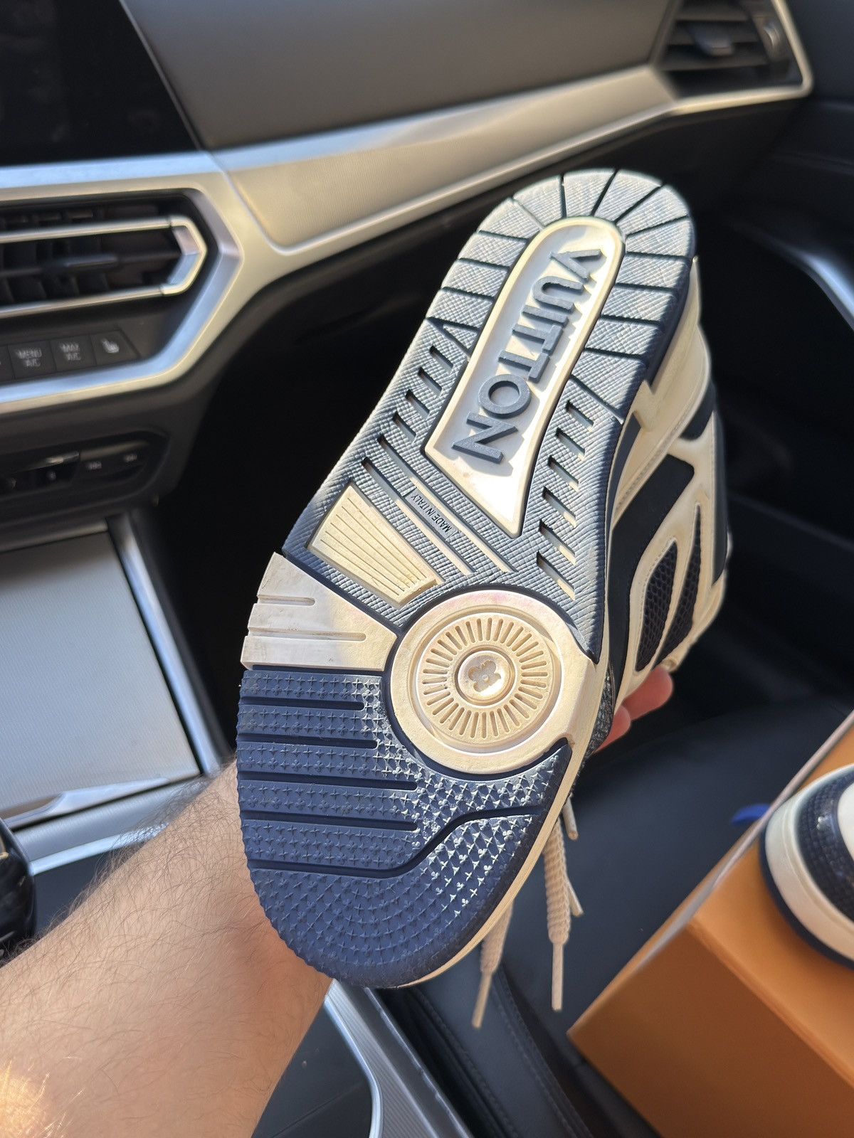 Louis Vuitton Louis Vuitton Skate Blue Size US 8.5 / EU 41-42 - 7 Thumbnail