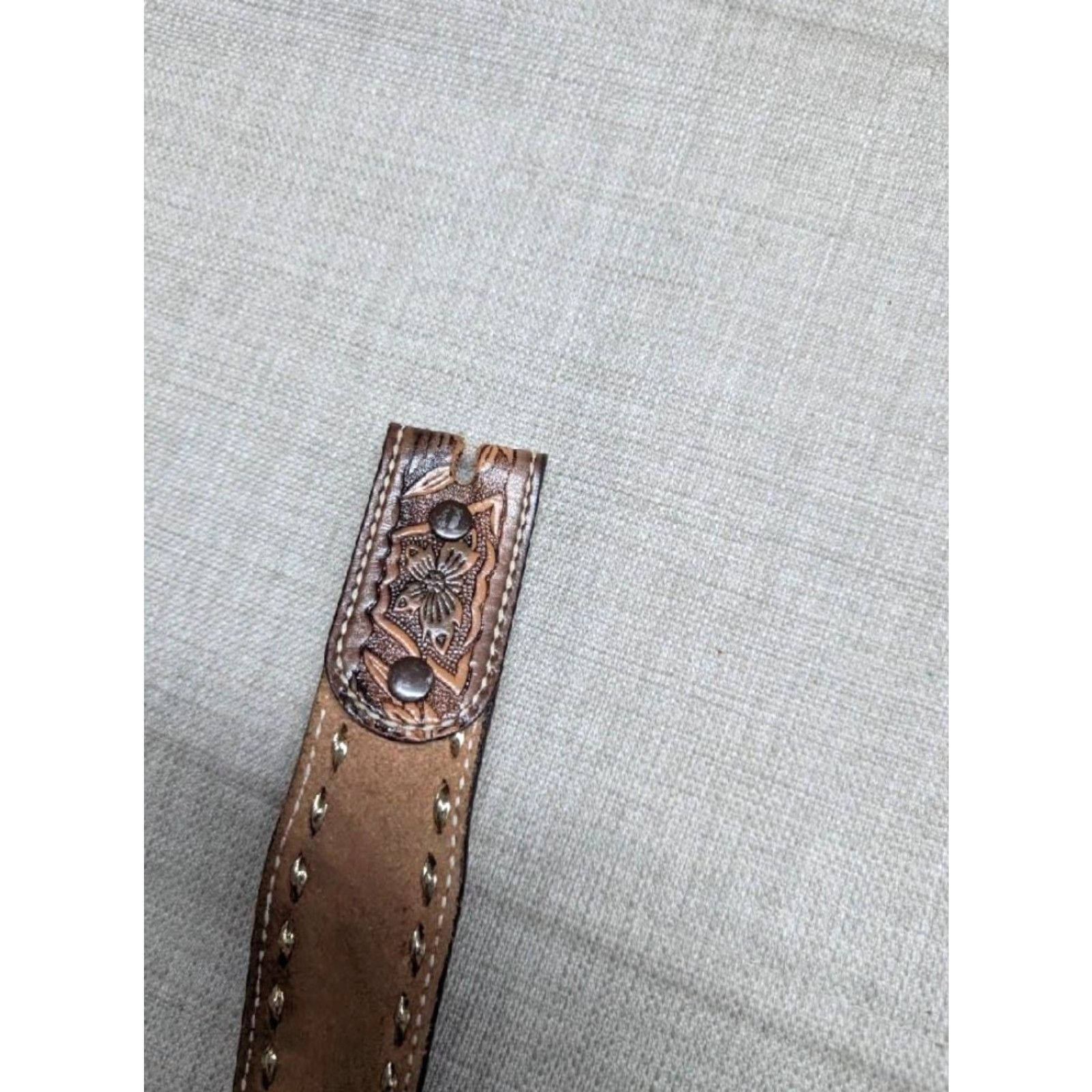 Vintage VINTAGE western belt Tooled PUDGE belt 42 brown leather Cowhide Handmade Men Western Belt Size 42 - 4 Thumbnail