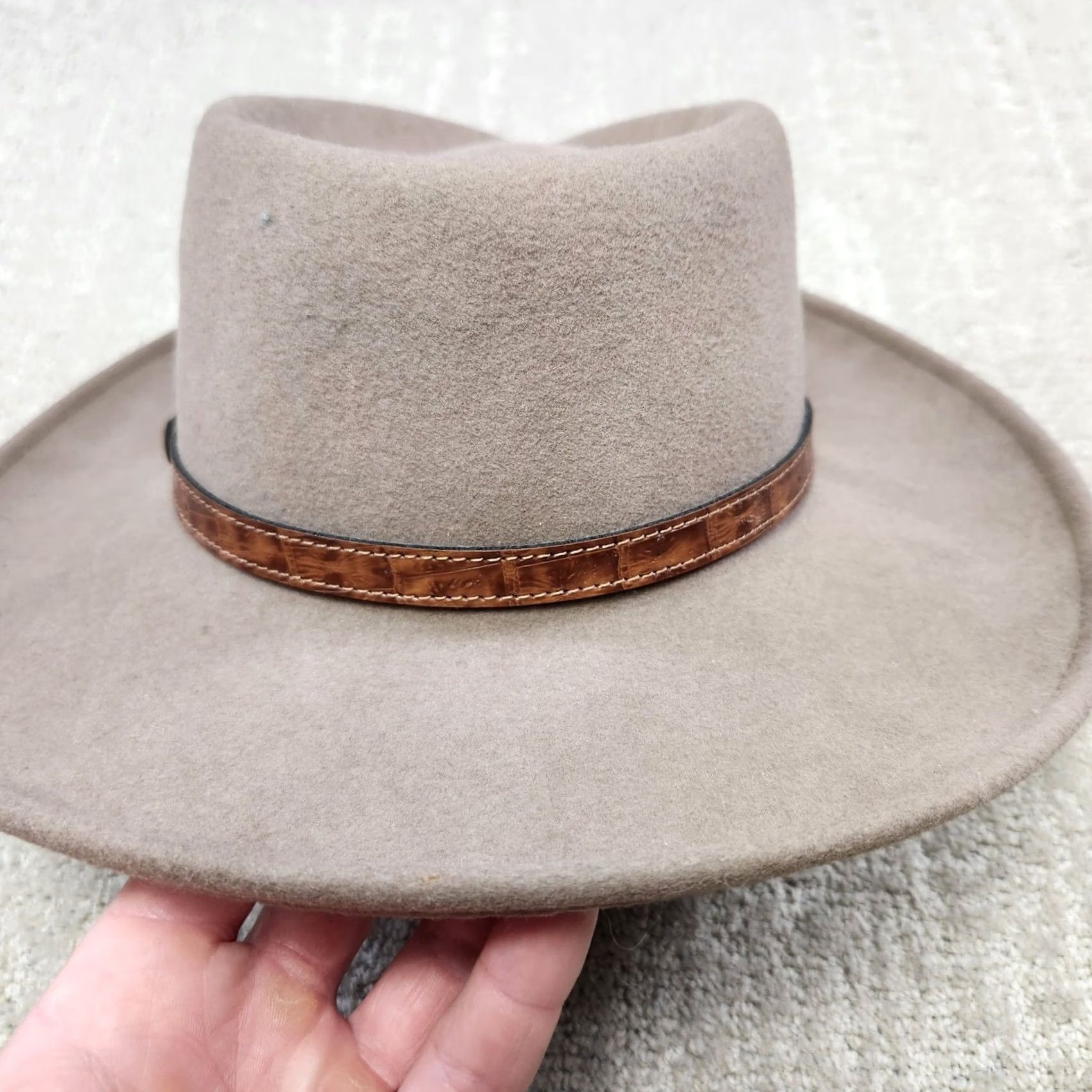 Vintage Irvine Park Fedora Hat Mens Medium Brown Wool Felt Wide Brim Western Faux Croc Band Made in USA Size US M / EU 48-50 / 2 - 5 Thumbnail