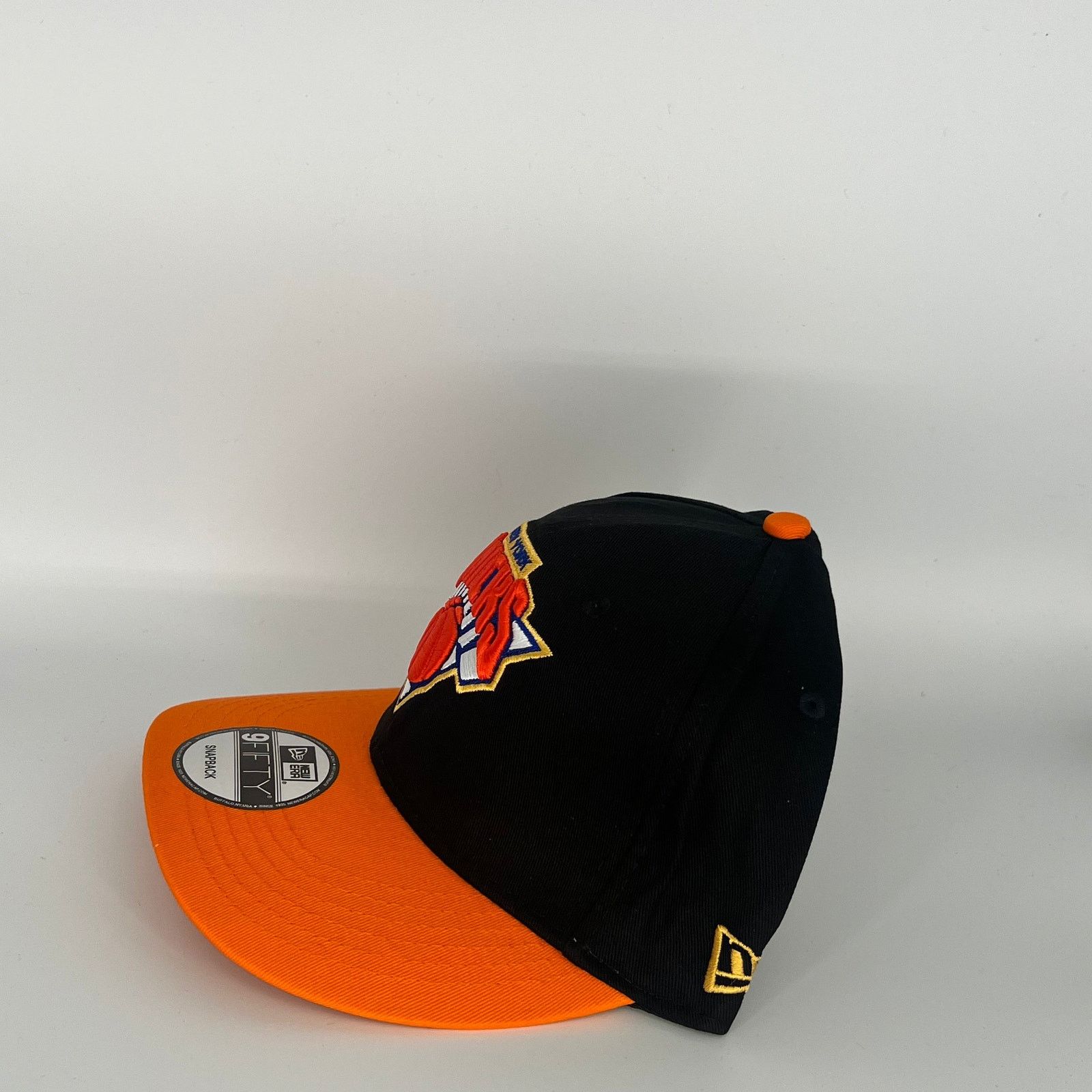 New Era Black Orange New York Knicks NBA Side Patch New Era NBA Size ONE SIZE - 2 Thumbnail