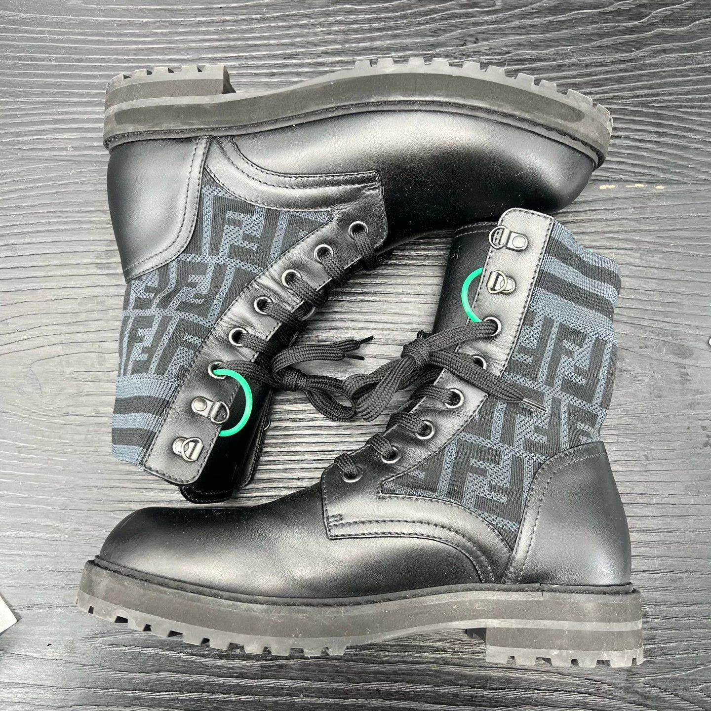 Fendi Fendi Black & Gray Martin Boots 42 Near New Size US 9 / EU 42 - 3 Thumbnail