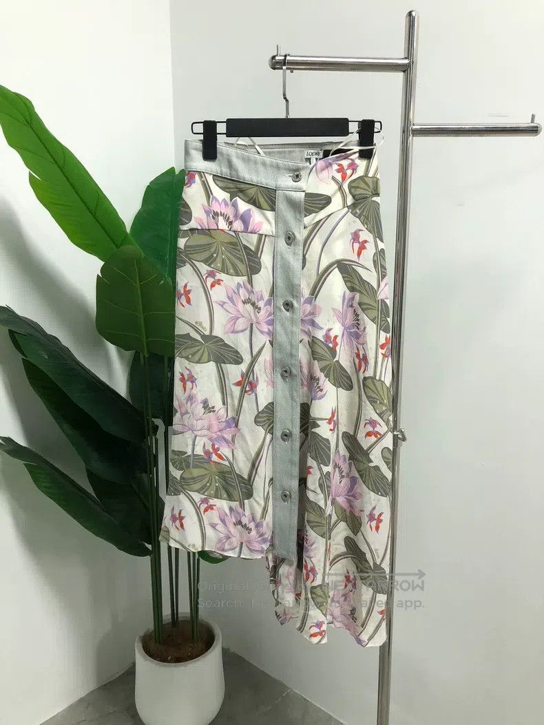 Loewe Loewe Lotus Flower Print Skirt Size 42" / US 20 - 1 Thumbnail