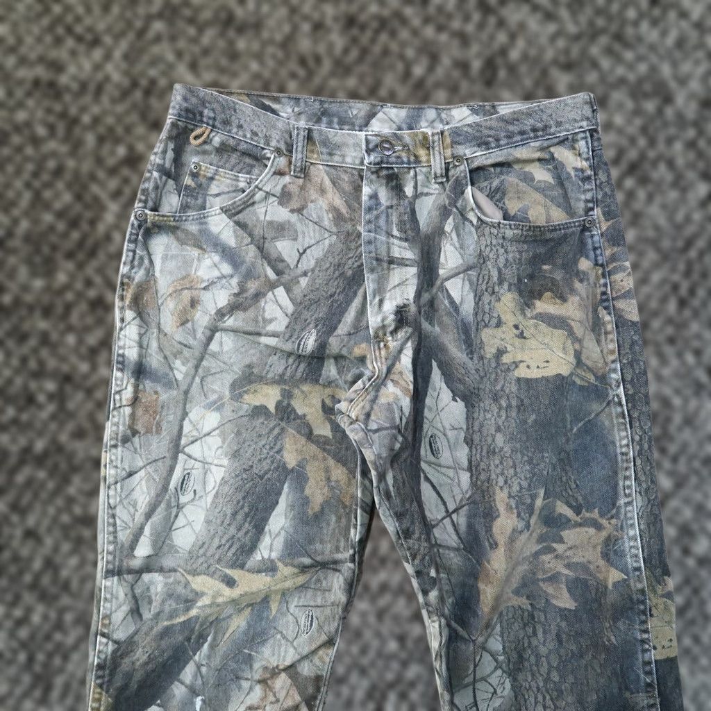 Wrangler VINTAGE Wrangler Jeans ProGear Real Tree Hardwoods Camo Men's 34x29 Jeans Size US 34 / EU 50 - 1 Thumbnail