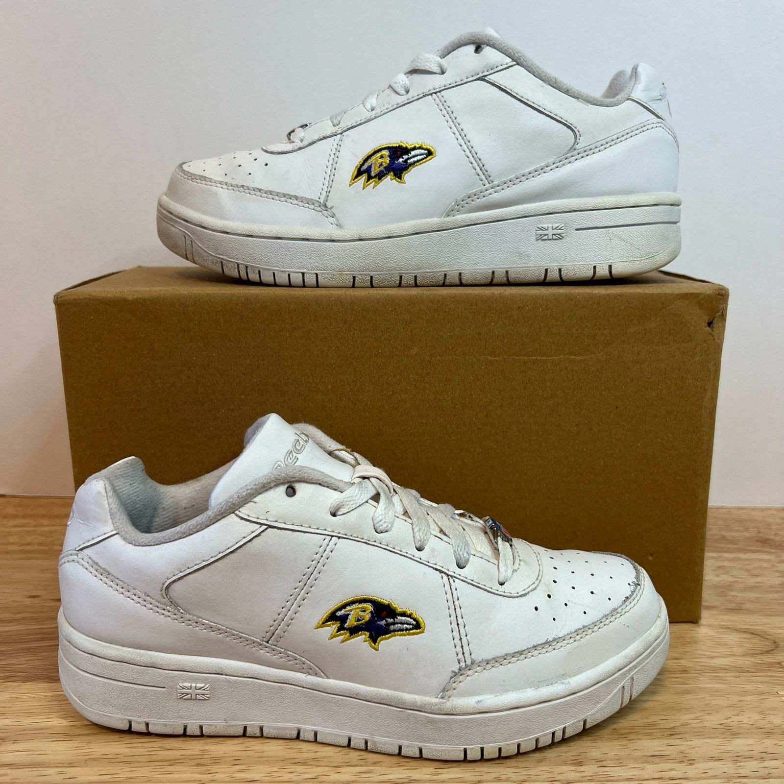 Reebok Reebok x NFL Baltimore Ravens White Purple Vintage Sneakers Size US 5 / IT 35 - 1 Thumbnail