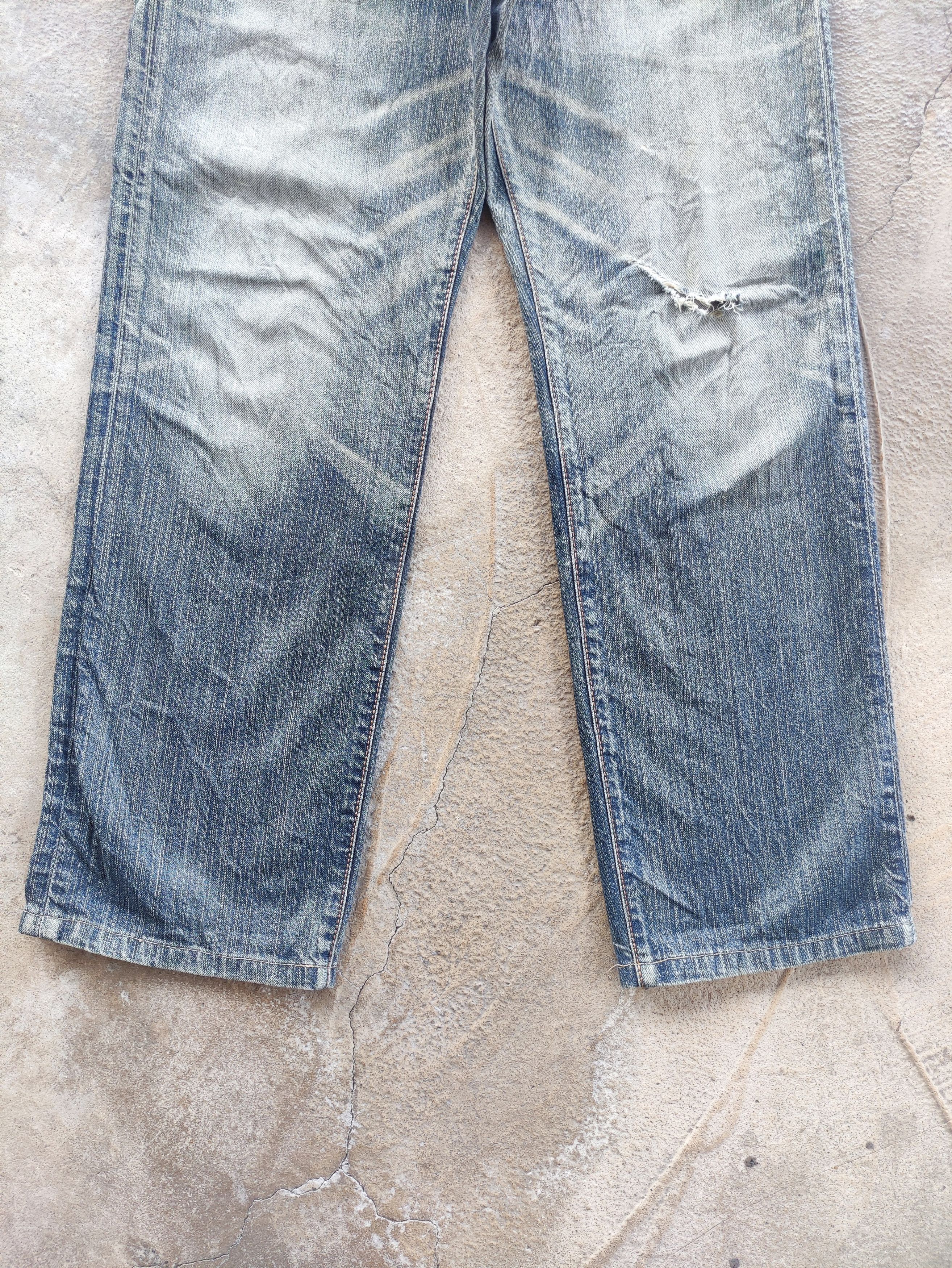 Edwin Vintage Edwin Distress Faded Edwin W35 Size US 35 - 3 Thumbnail