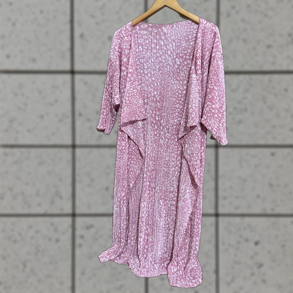 Vintage LuLaRoe Shirley Kimono Cover up Small Pink - Jersey Kimono Sleeve - Women’s Regular Medium - LulaRoe Shirley Print Size S / US 4 / IT 40 - 1 Thumbnail