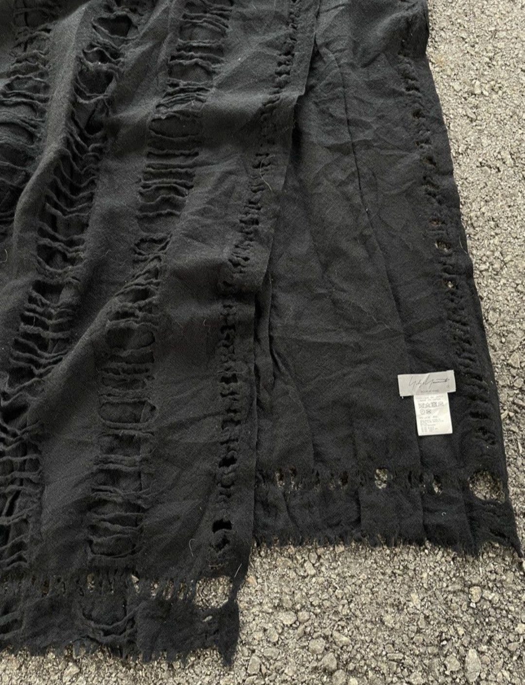 Yohji Yamamoto Yohji Yamamoto distressed designer Japanese scarves muffler Size ONE SIZE - 6 Thumbnail