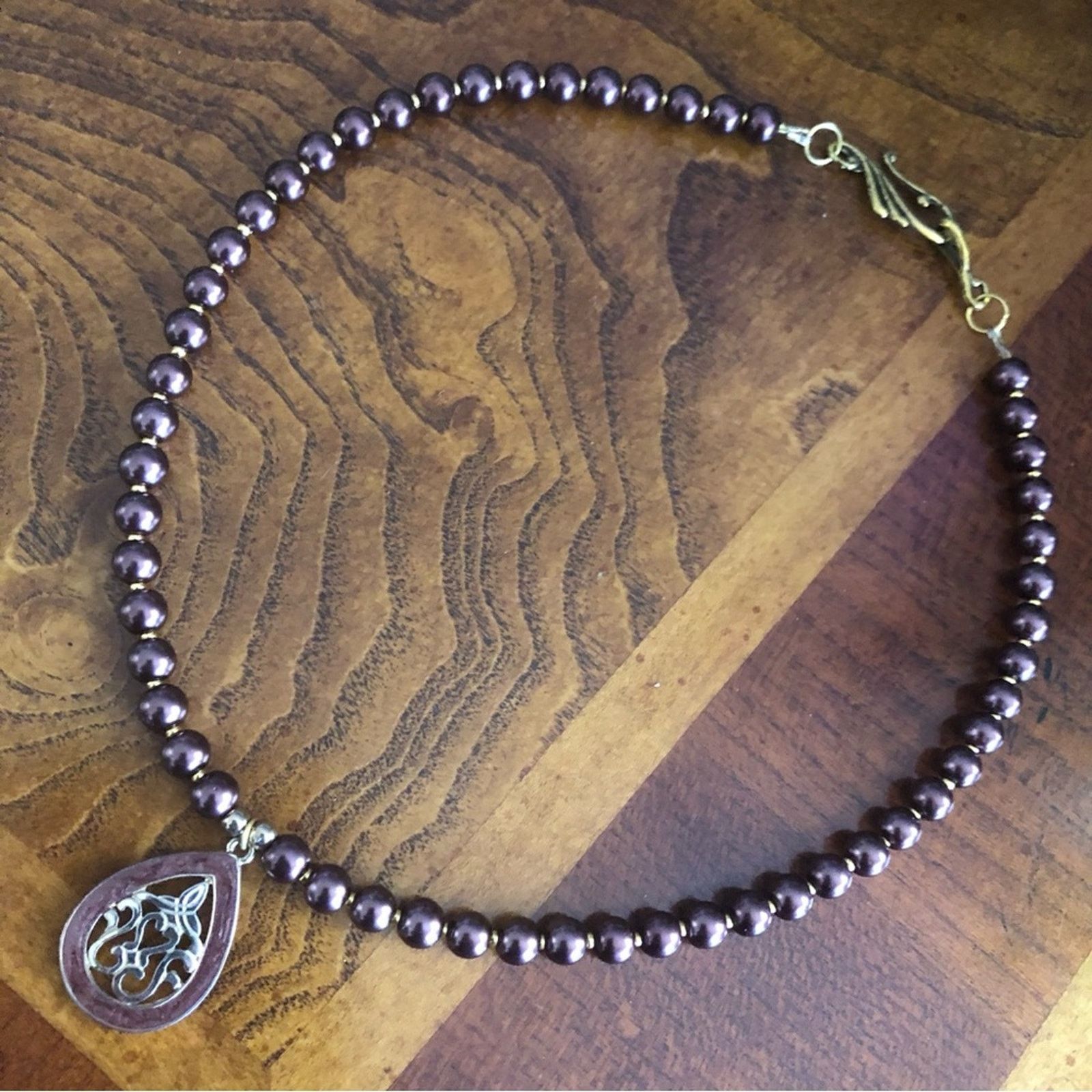 Handmade Handcrafted repurpose filigree medallion Pearl necklace Size ONE SIZE - 10 Thumbnail