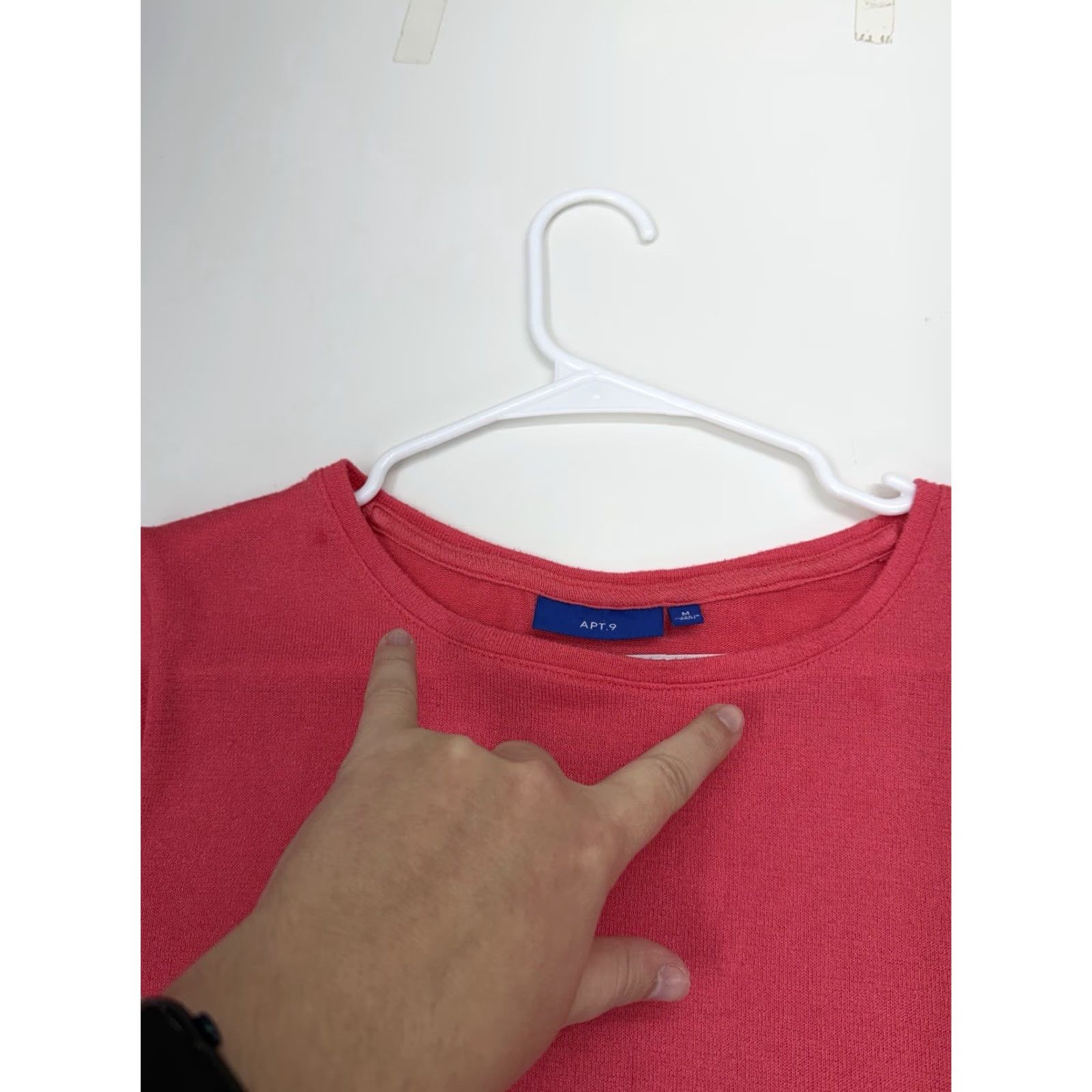 Apt. 9 Apt. 9 Womens Sweater Shirt Medium Bright Pink Long Sleeve Knit V-Neck Solid All Seasons Casual Womens Size M / US 6-8 / IT 42-44 - 3 Thumbnail