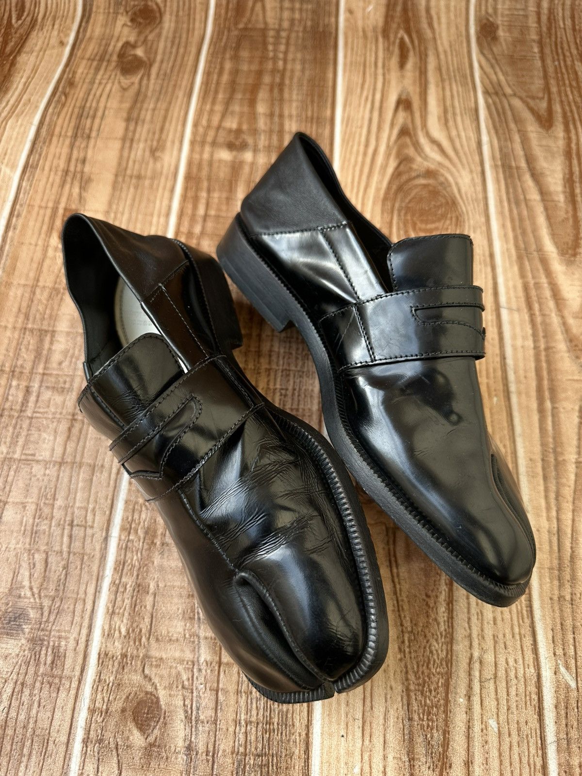 Maison Margiela Maison Margiela Tabi Leather Loafer Size US 6 / IT 36 - 7 Thumbnail