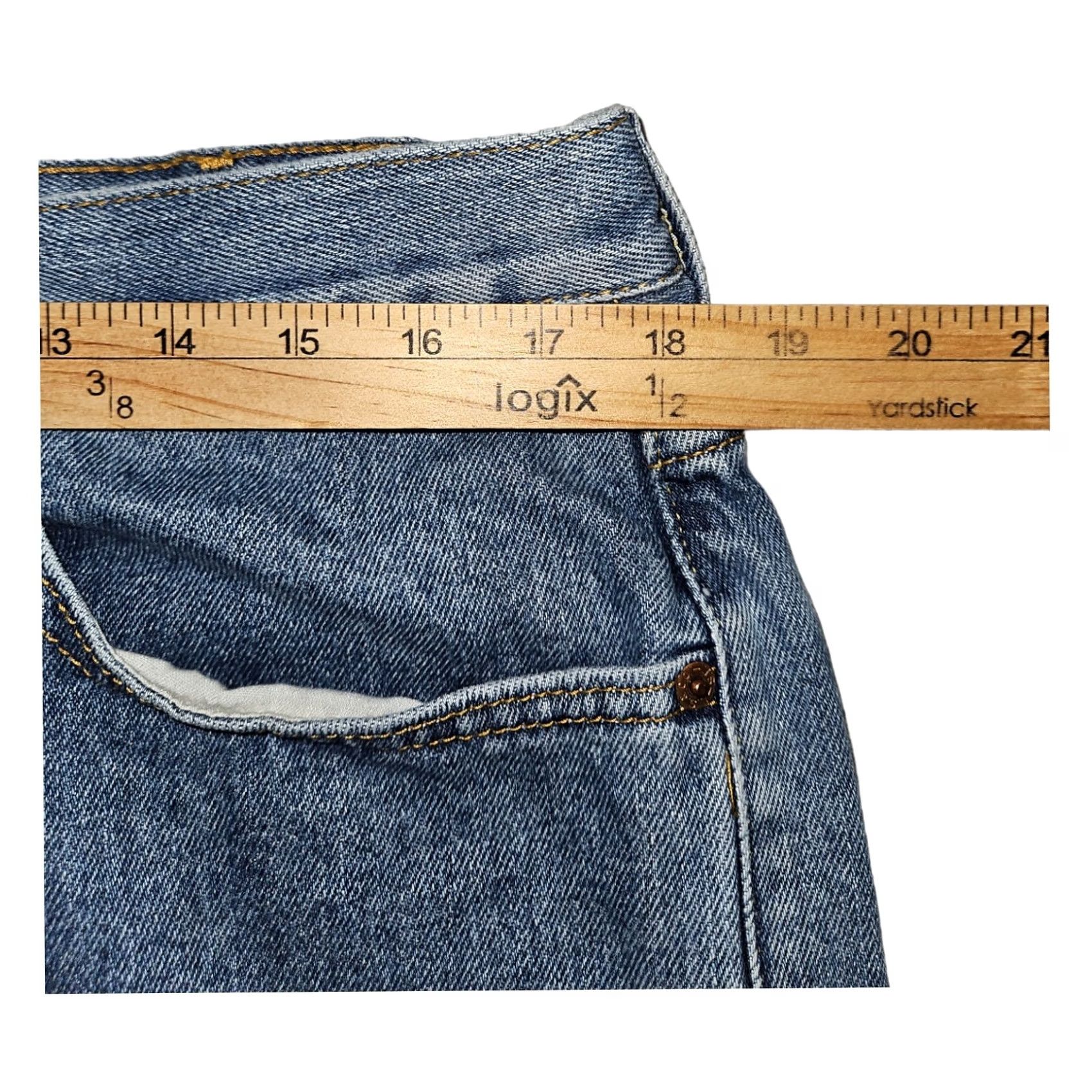 Levi's Levi's 550 Jeans Men 38x28 Regular Mid Rise Straight Blue Denim Grunge 90s Style, Belt Loop Off, Good Used Condition Size US 38 / EU 54 - 4 Thumbnail