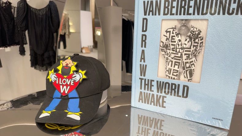 Walter Van Beirendonck walter van beirendonck Hat Size ONE SIZE - 5 Thumbnail
