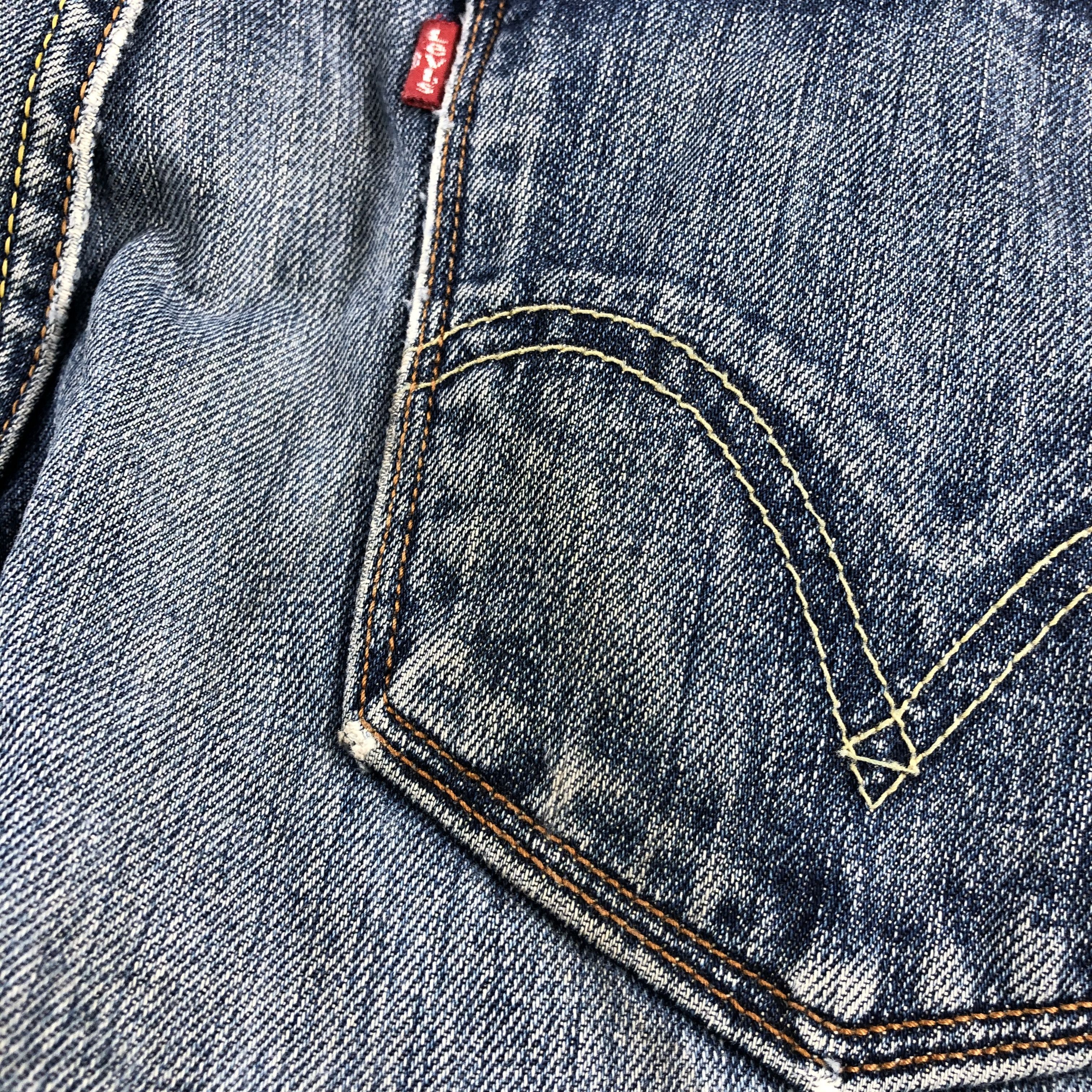 Levi's × Vintage Vintage Blue Wash Levis 506 Jeans-JM2283 Size US 37 - 7 Thumbnail