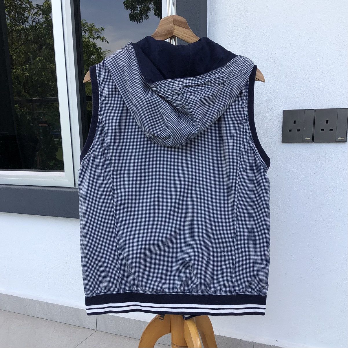 Burberry Burberry Black Label Reversible Vest Jacket With Hoodie Size US M / EU 48-50 / 2 - 16 Thumbnail