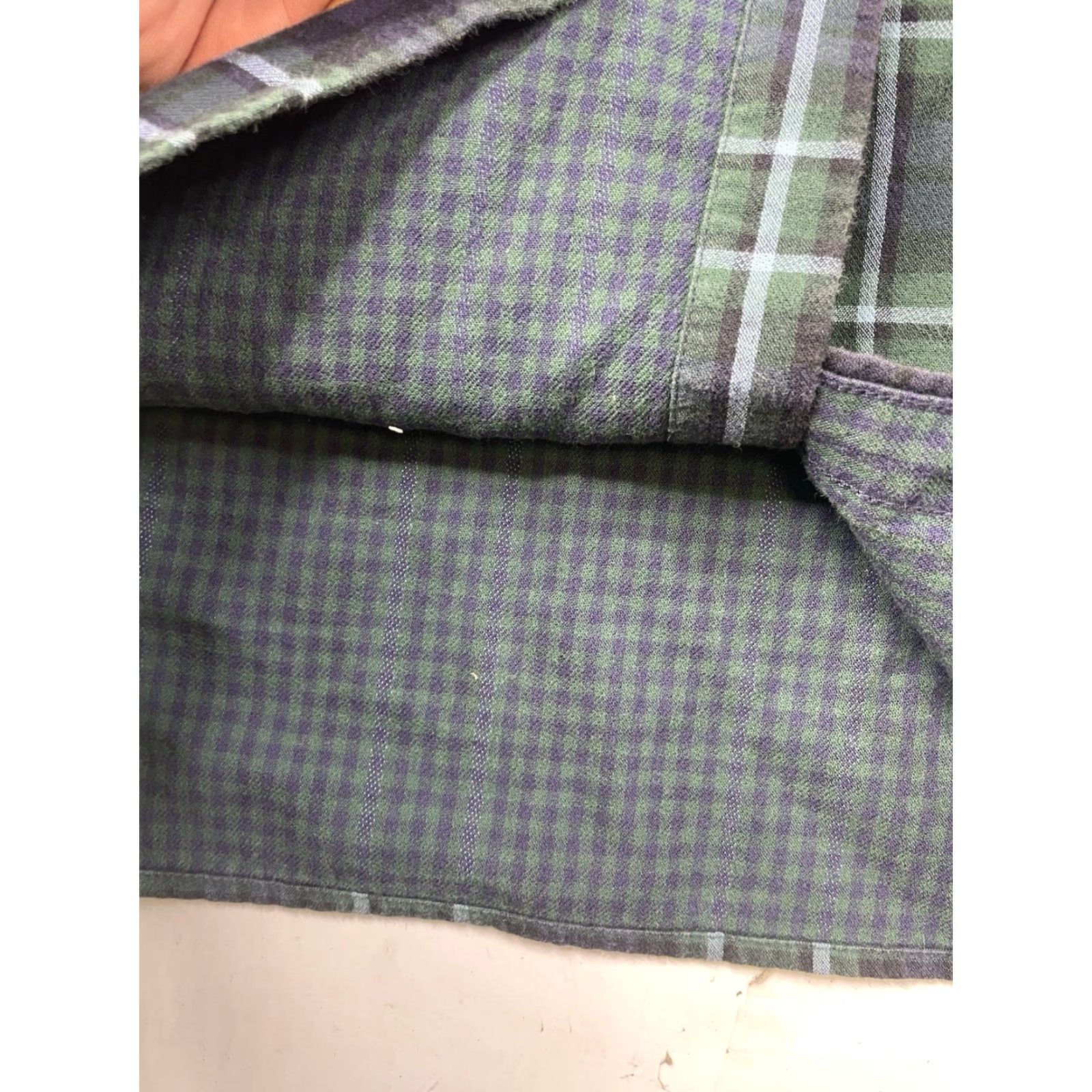 Vintage VINTAGE LL Bean Signature Men's Large Slim Fit Plaid Long Sleeve Button Shirt Lined Size US L / EU 52-54 / 3 - 4 Thumbnail