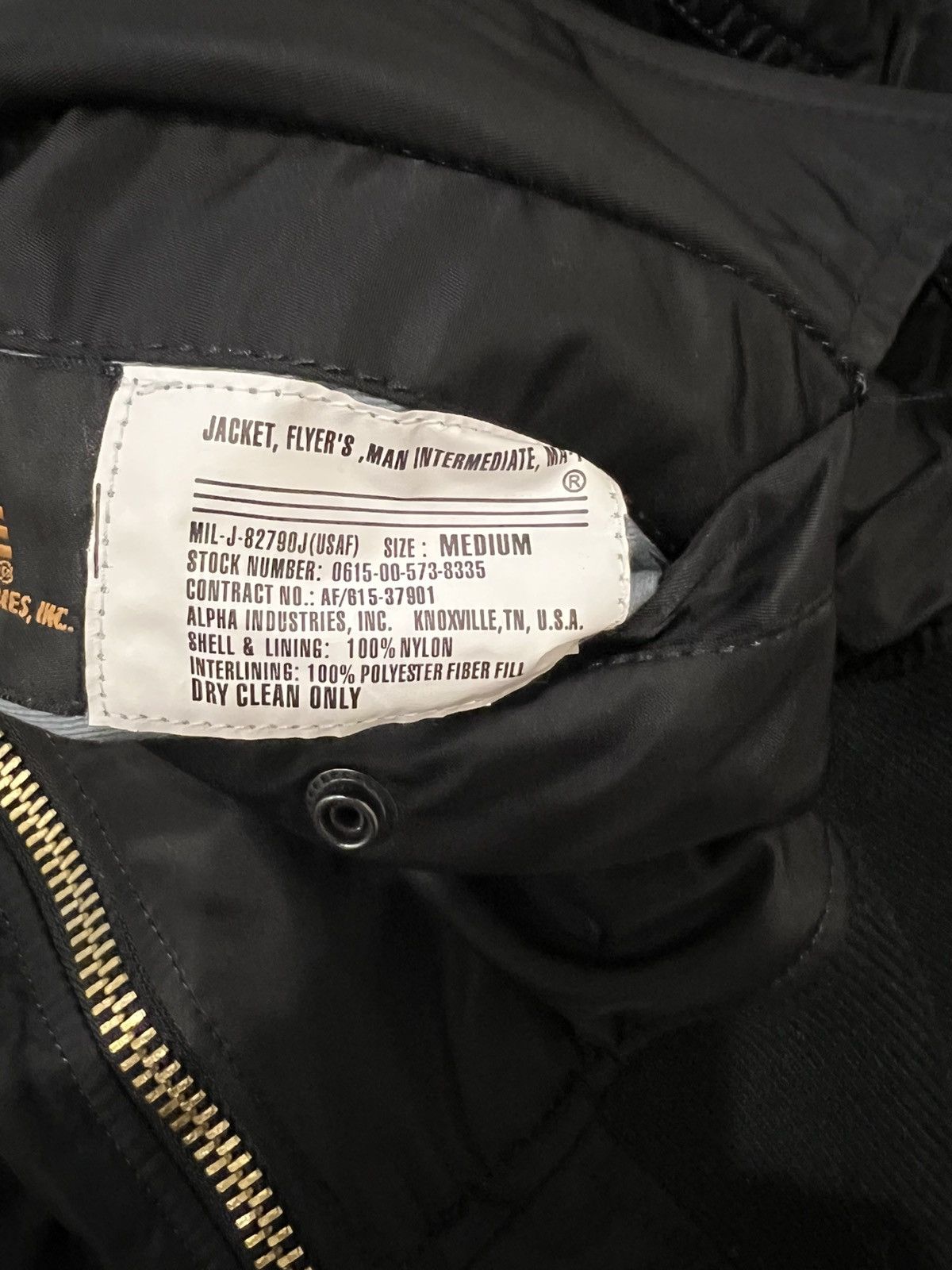 Yeezy ALPHA INDUSTRIES X KANYE WEST size M Size US M / EU 48-50 / 2 - 7 Thumbnail