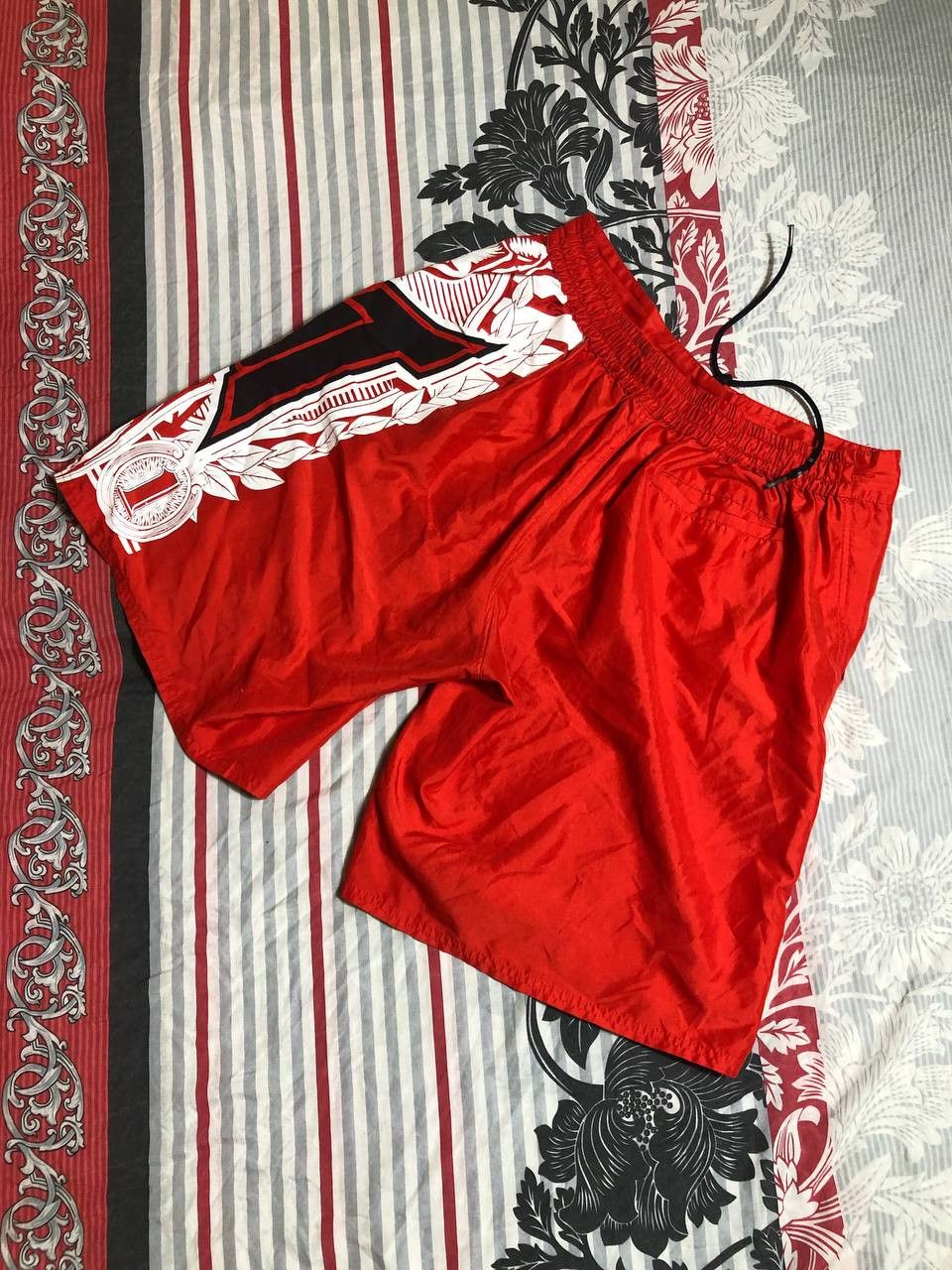 Vintage Crazy Y2K Tapout Basketball shorts Size US 36 / EU 52 - 5 Thumbnail