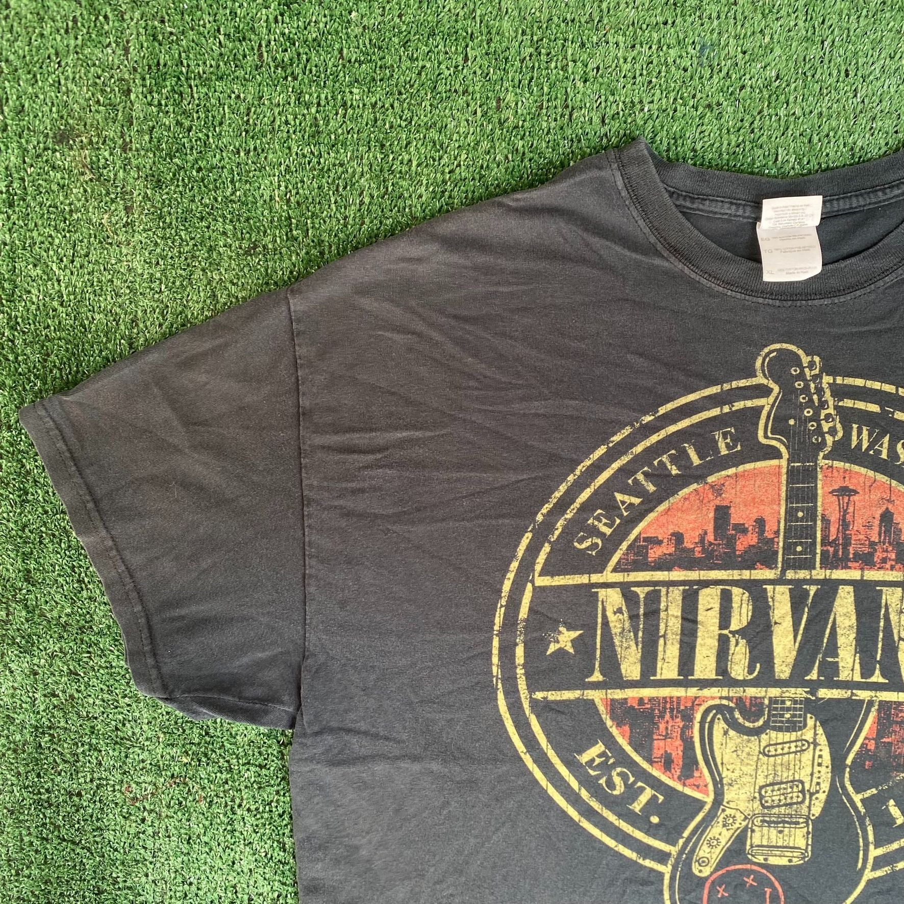 Band Tees Vintage Y2K Nirvana Band Shirt Punk Grunge Metal Rock Tee Size US XL / EU 56 / 4 - 2 Thumbnail