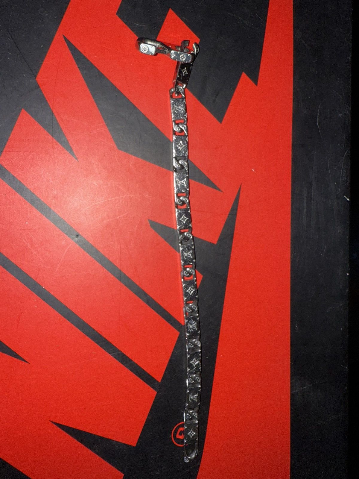 Louis Vuitton Louis Vuitton bracelet Size ONE SIZE - 7 Thumbnail