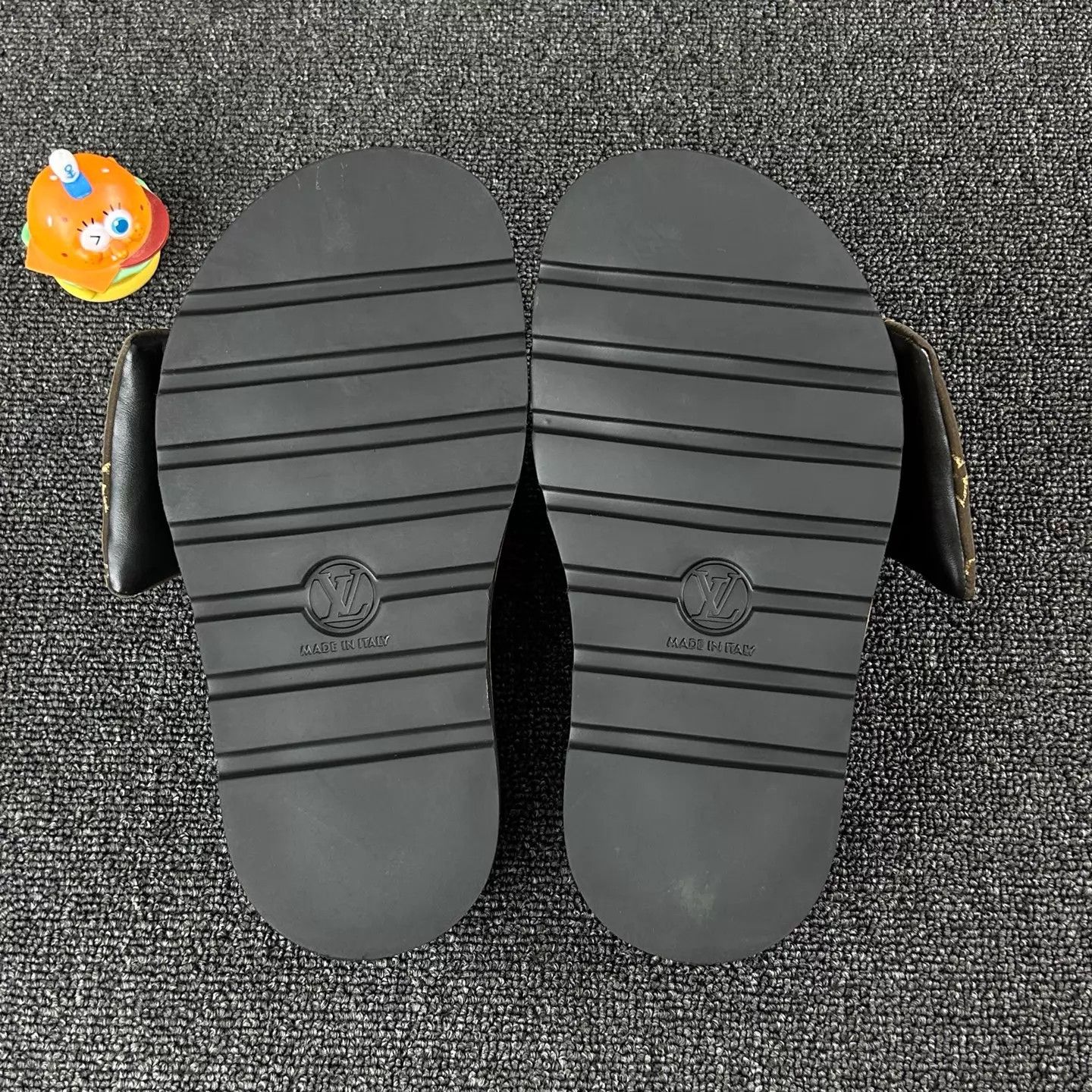 Louis Vuitton LV Monogram Slippers w/ Cartoon Velcro 36 New Size US 5.5 / IT 35.5 - 6 Thumbnail