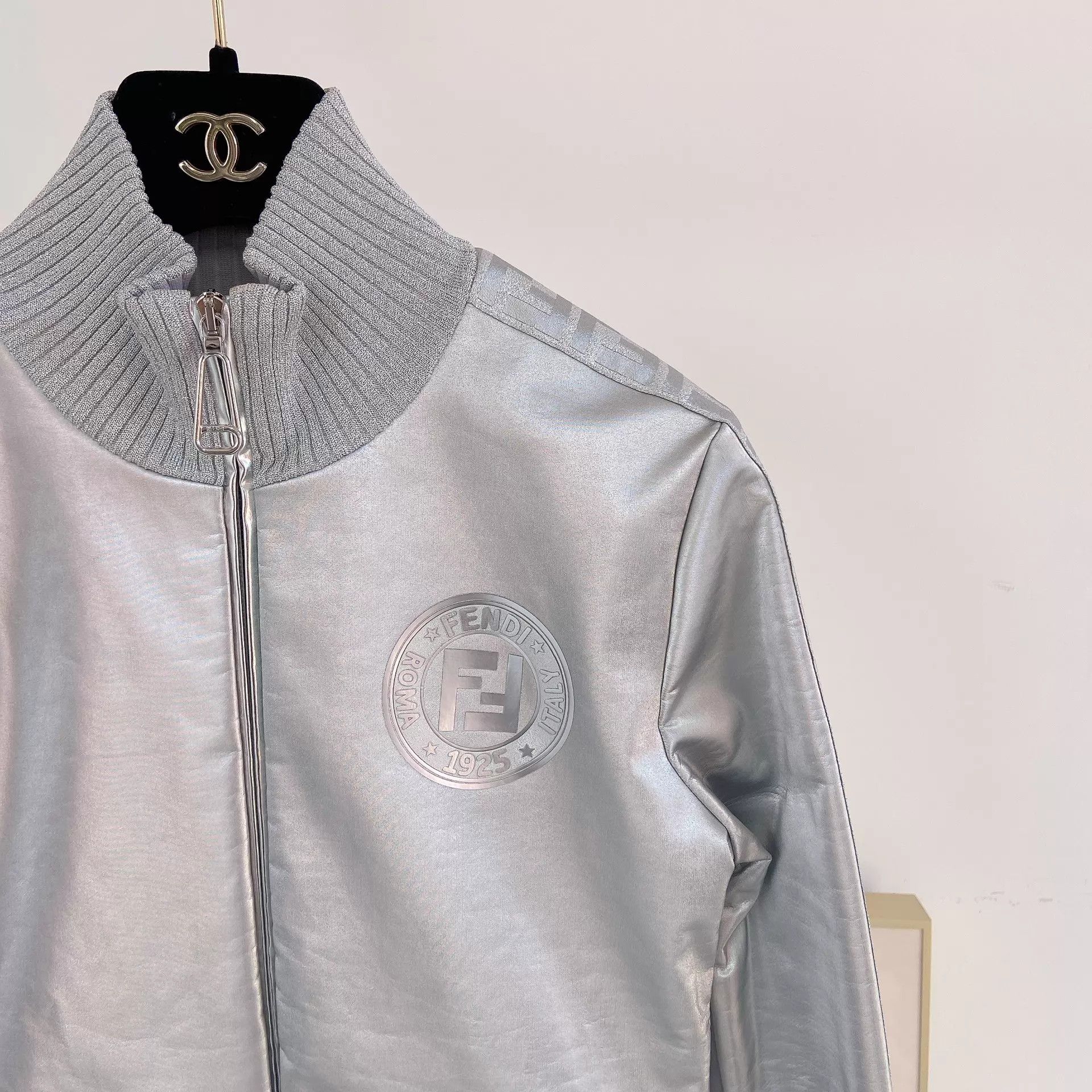 Fendi Fendi Silver Jacket 36 Size XS / US 0-2 / IT 36-38 - 3 Thumbnail