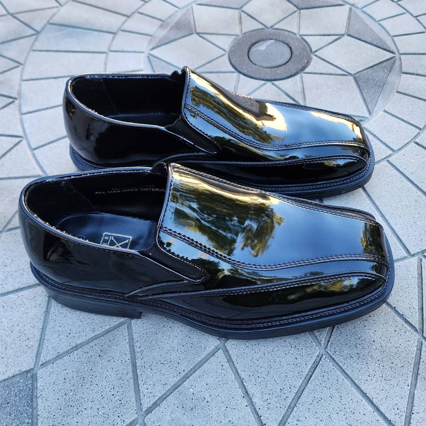After Six After Six Patent Faux Leather Slip On Tuxedo Dress Shoes 8 Size US 8 / EU 41 - 3 Thumbnail