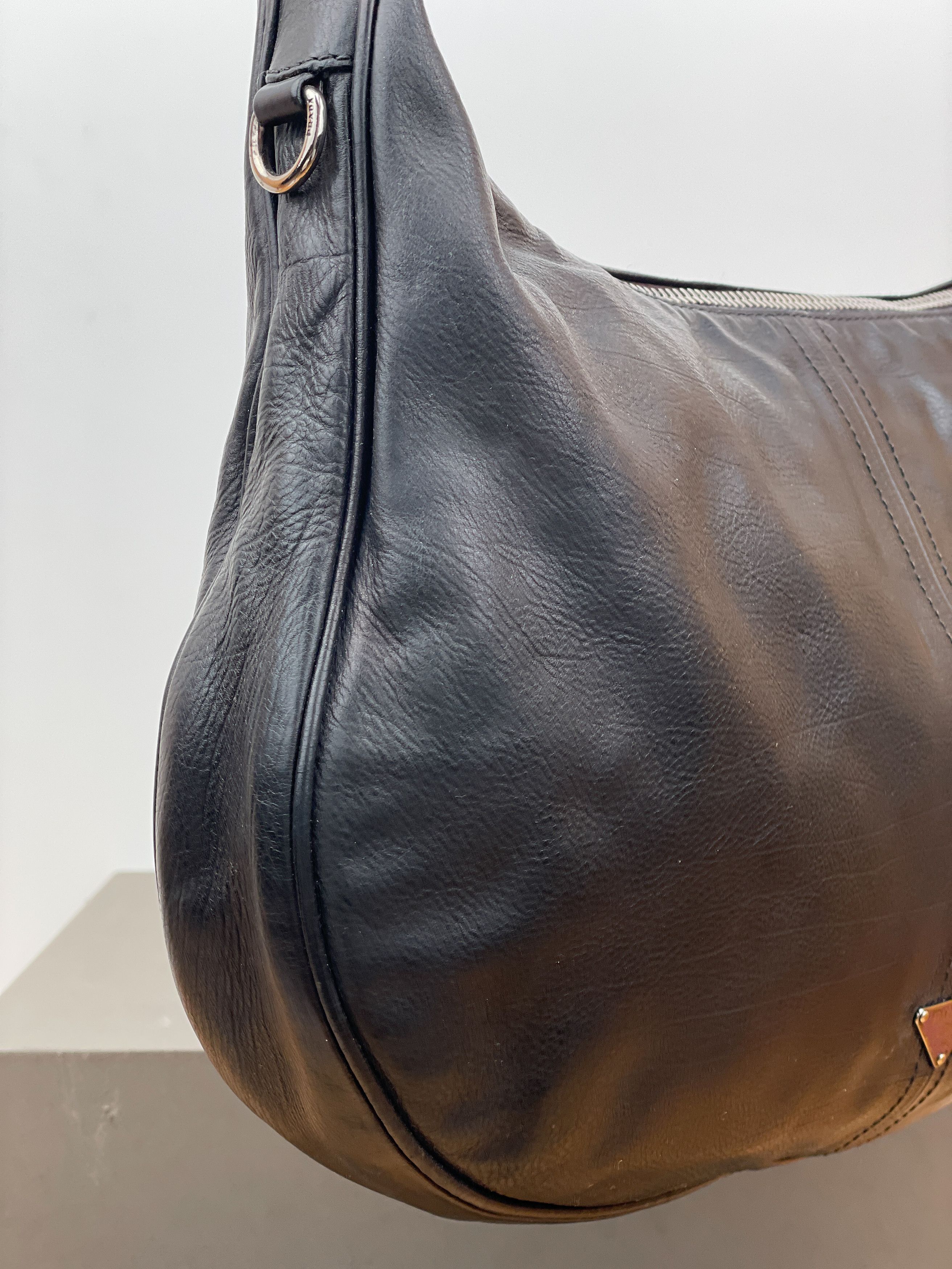 Prada Prada 2000s Leather Hobo Shoulder Bag Size ONE SIZE - 11 Thumbnail