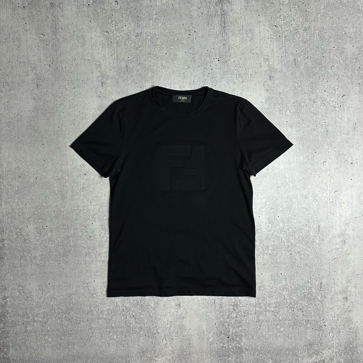 Fendi Fendi Big Logo Logo T-Shirt Size S Size US S / EU 44-46 / 1 - 1 Thumbnail