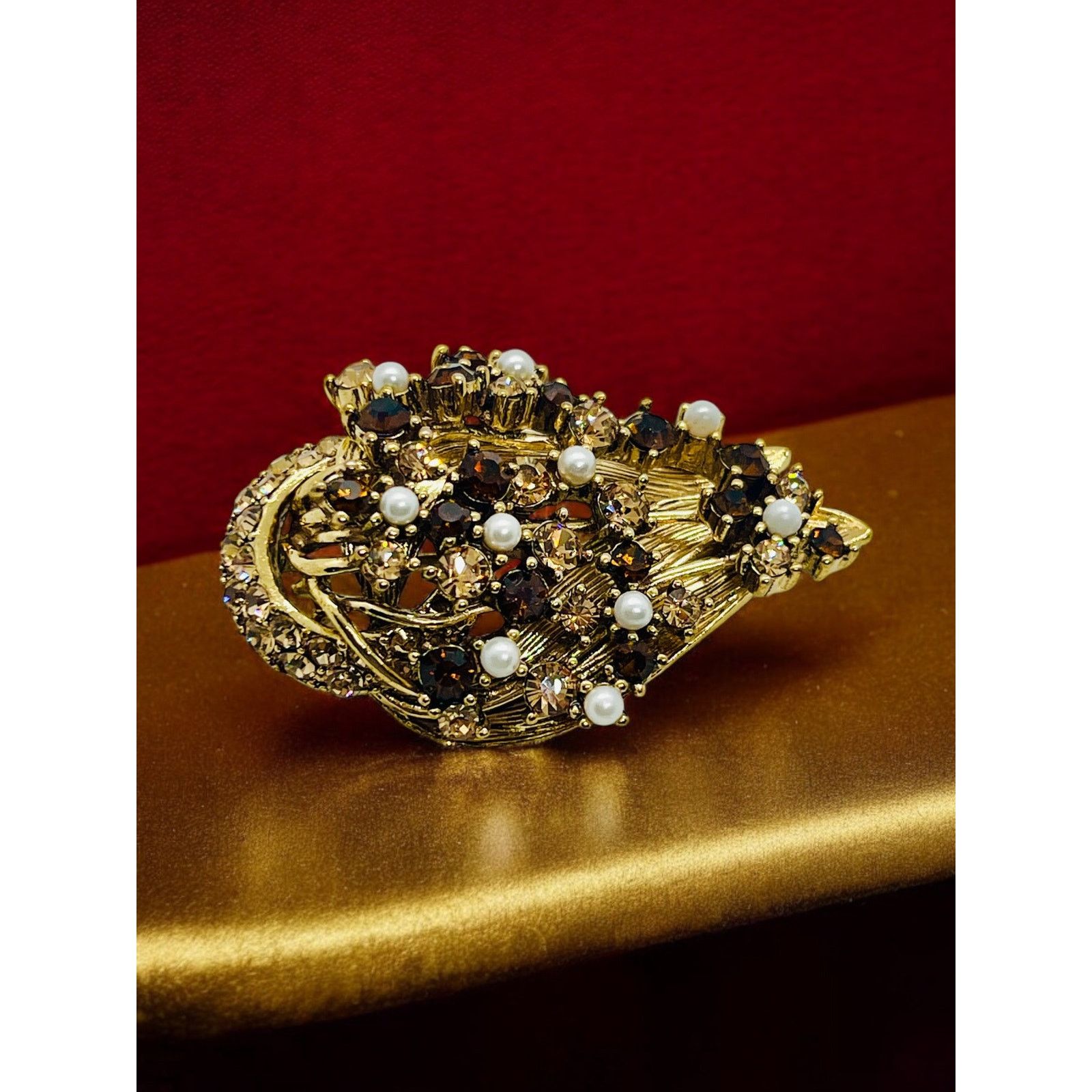 Robert Talbott Vintage Talbots Gold Tone Crystal & Faux Pearl Brooch-Pin Size ONE SIZE - 1 Thumbnail