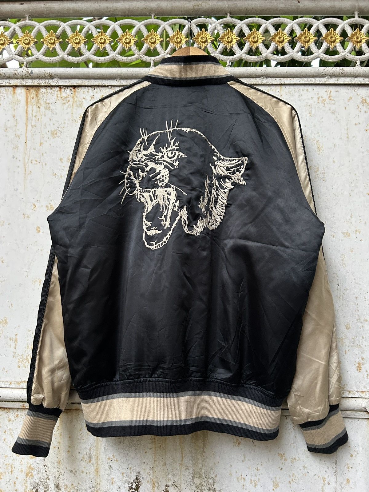 Puma Rare🔥 Puma Skajan Nylon Jacket Embroidery Gold Black Size US S / EU 44-46 / 1 - 2 Thumbnail