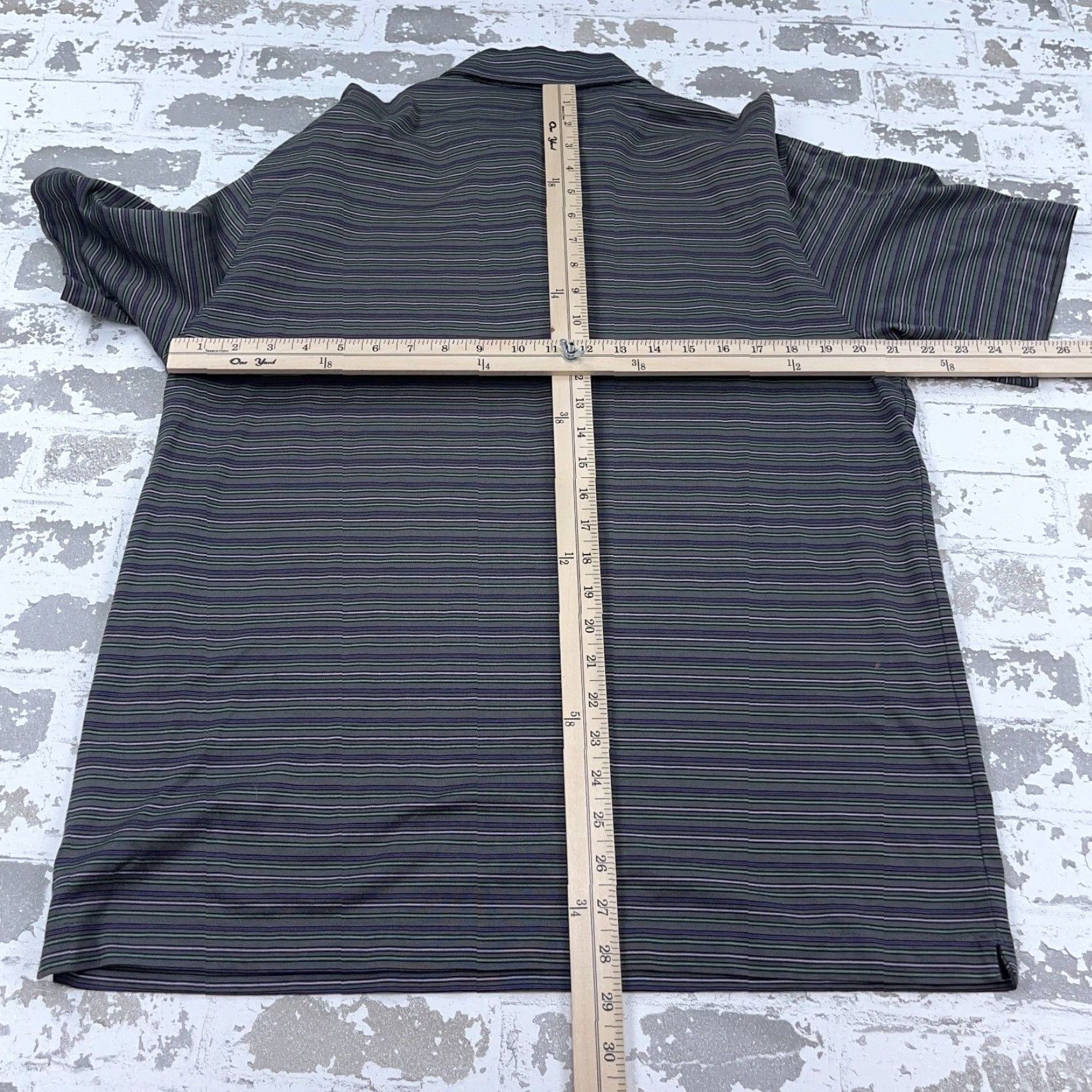 Nike Nike Polo Shirt Men L Gray Striped Dri Fit Performance Golf Polo Shirt Nike Logo Size US L / EU 52-54 / 3 - 7 Thumbnail