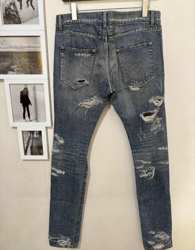 Saint Laurent Paris × Yves Saint Laurent Saint Laurent slp13fwD02 Year Old Corroded and Damaged Jeans Size US 31 - 5 Thumbnail