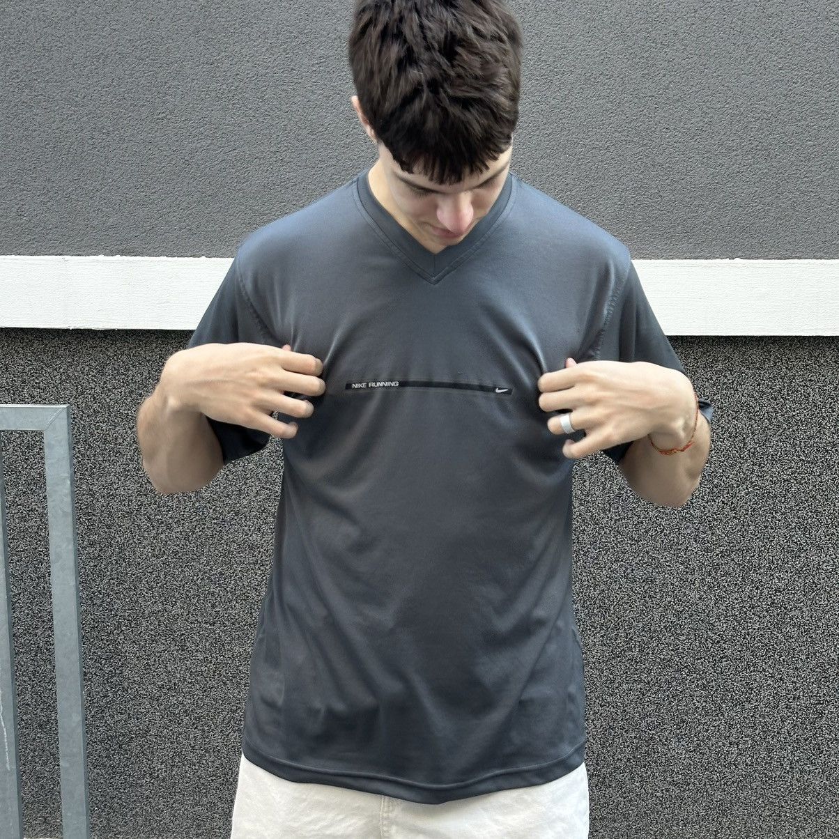 Nike × Vintage Vintage Nike Running T-shirts Sport-wear Y2K Big Logo 90s Size US XL / EU 56 / 4 - 1 Thumbnail