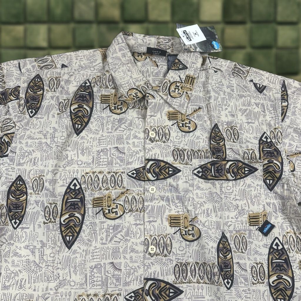 KAVU KAVU Button-Up Shirt Mens Medium Beige Polynesian NWT Casual Collared Short Sleeve Size US M / EU 48-50 / 2 - 1 Thumbnail