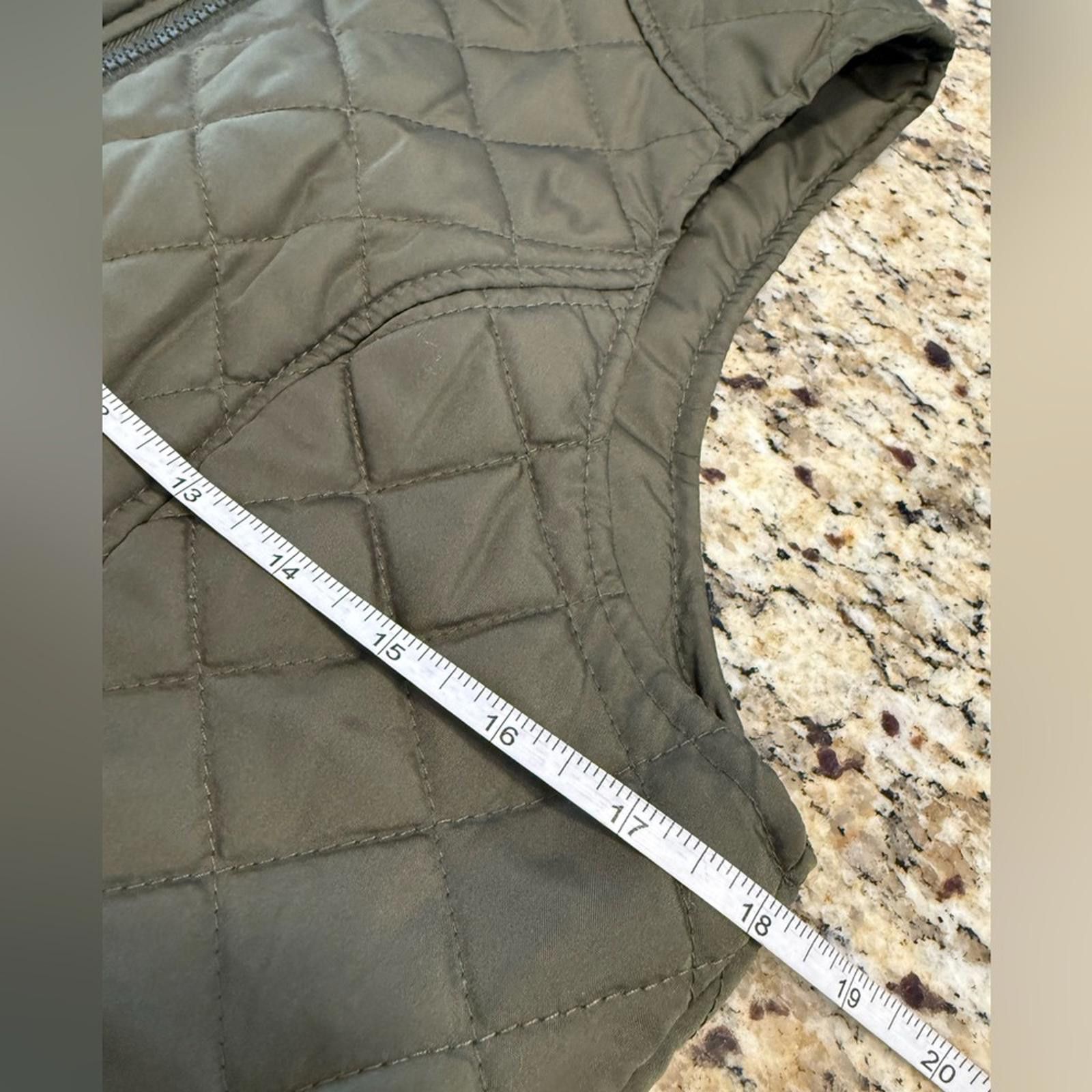 Other Laura Scott army green quilted vest SZ 2-4 Size M / US 6-8 / IT 42-44 - 10 Thumbnail